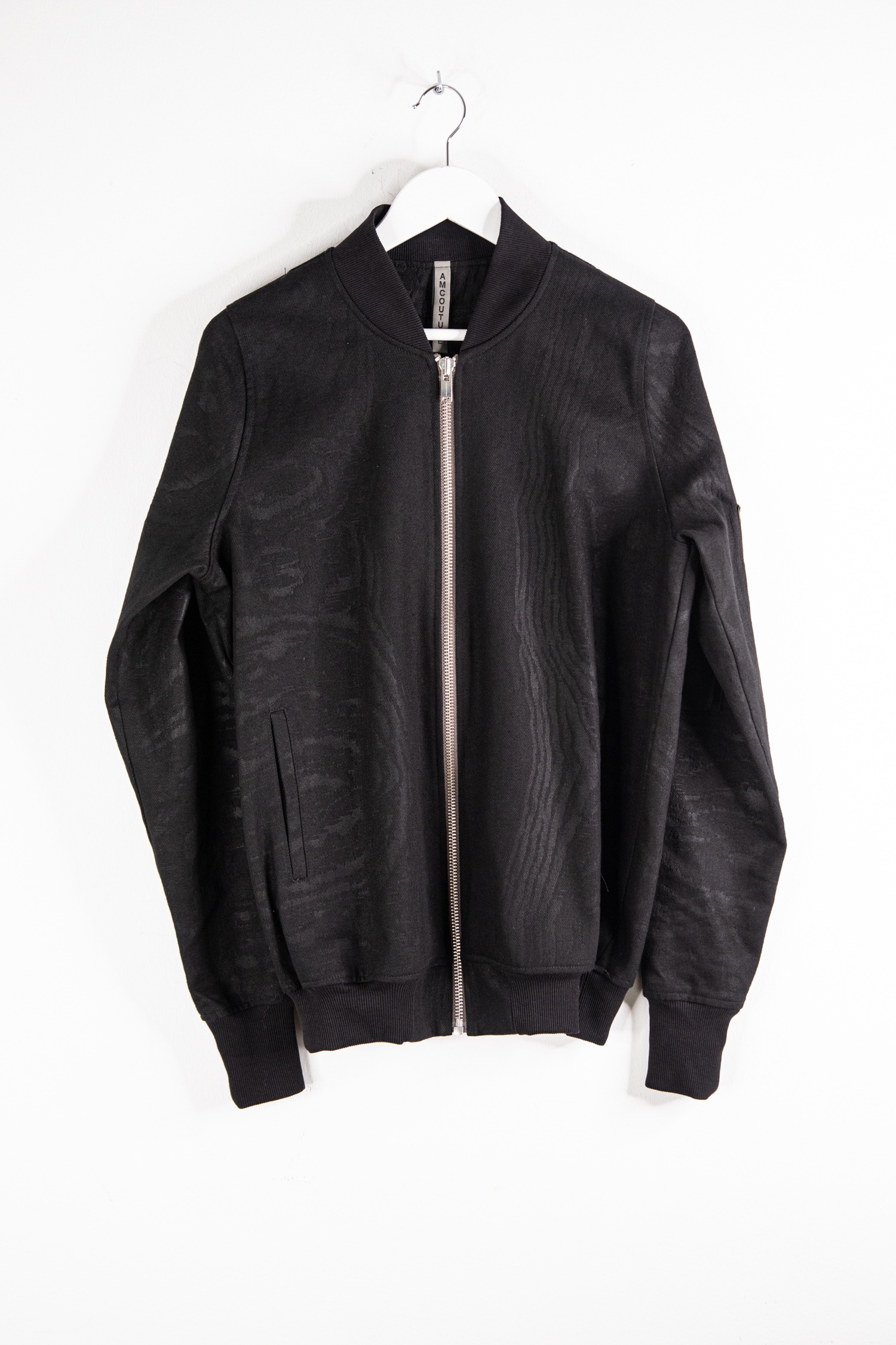 AM Couture Bomberjacke mit dezentem Zebramuster in Schwarz