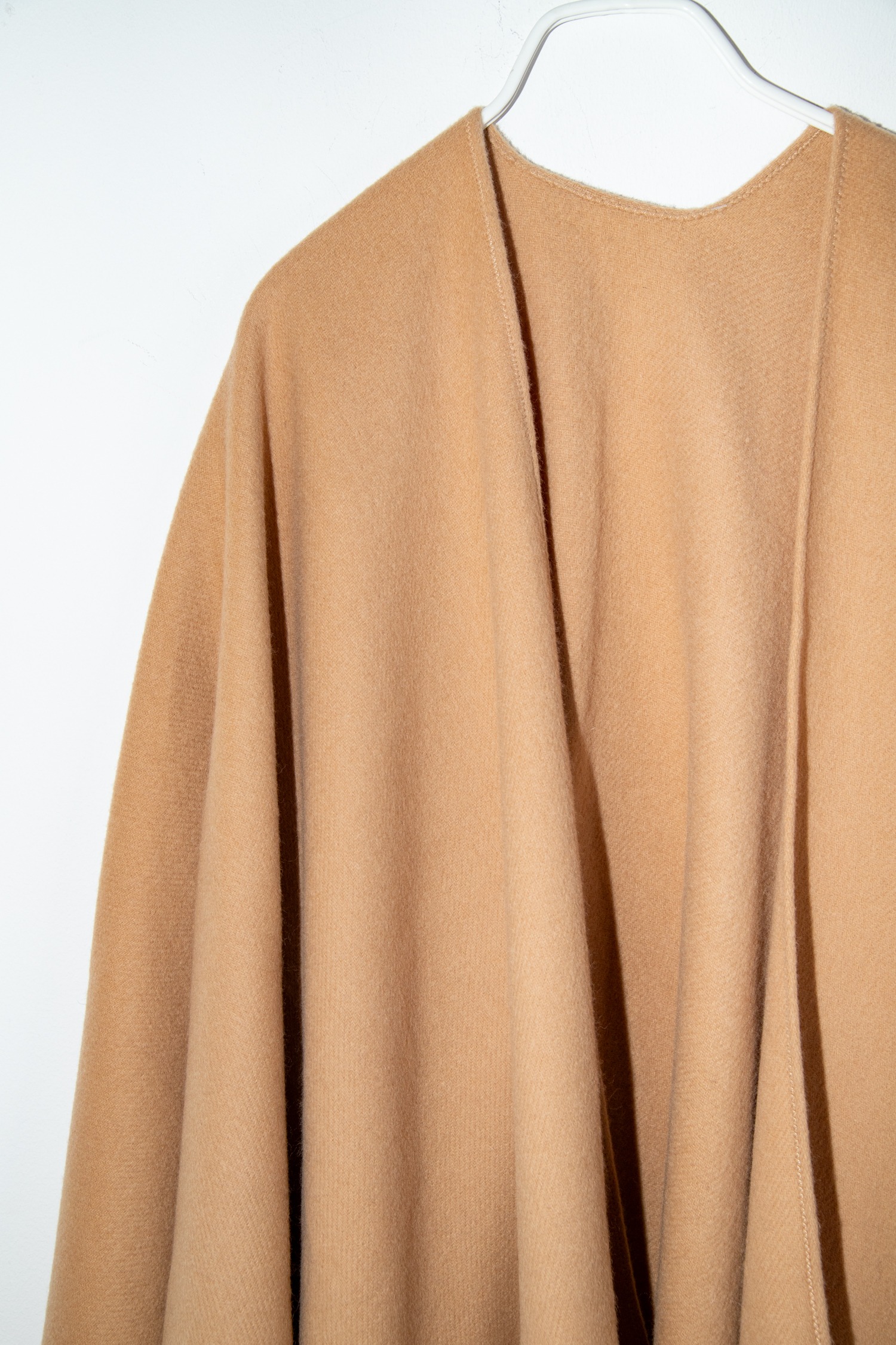 Acne Studios Cape in Camelfarben