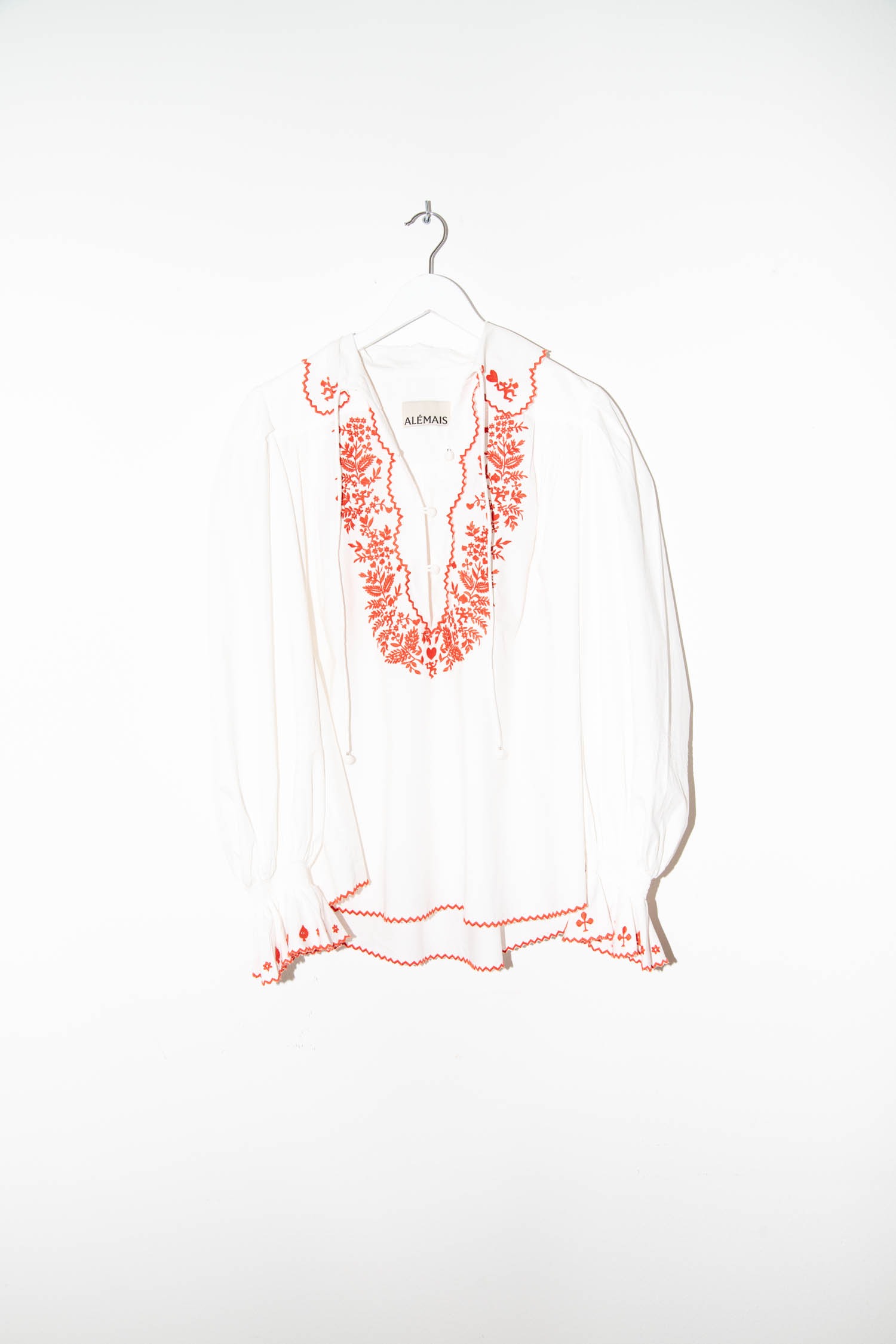 Alémais "Hearts" Set aus Bluse und Shorts mit Stickerei