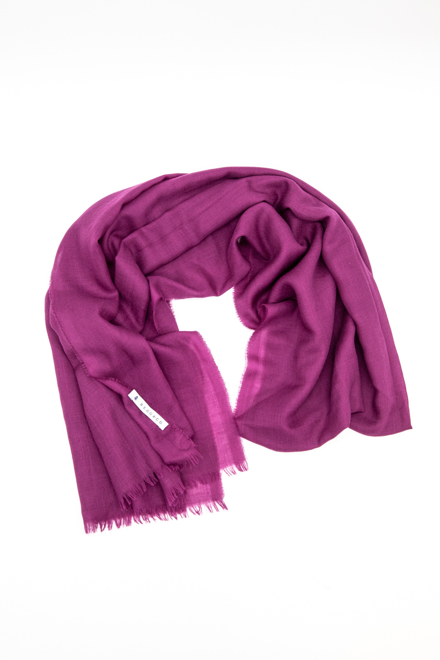 Begg & Co "Wispy" Feinstrick Kaschmirschal in Lila