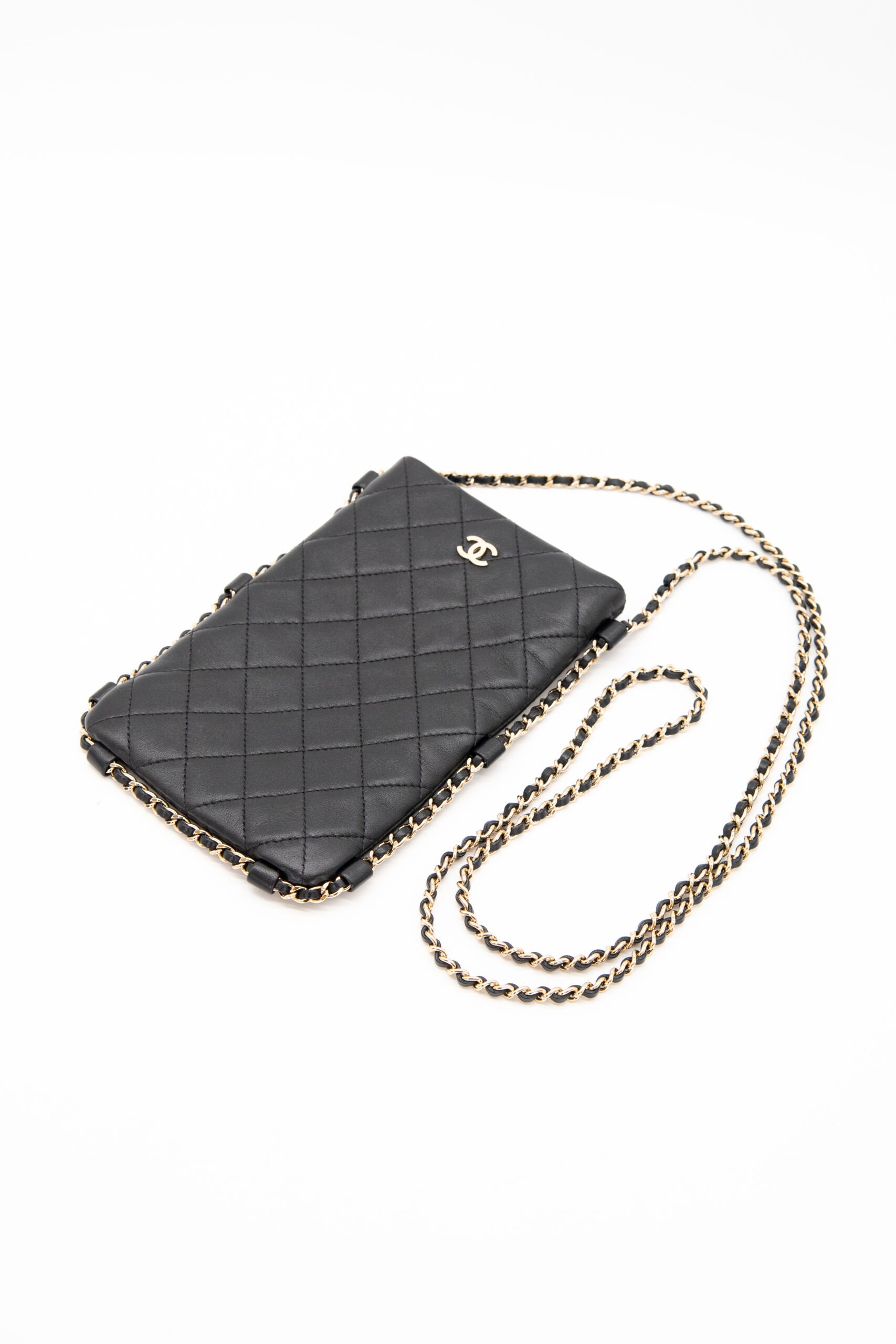 Chanel Handy Umhängetasche in Schwarz und Gold