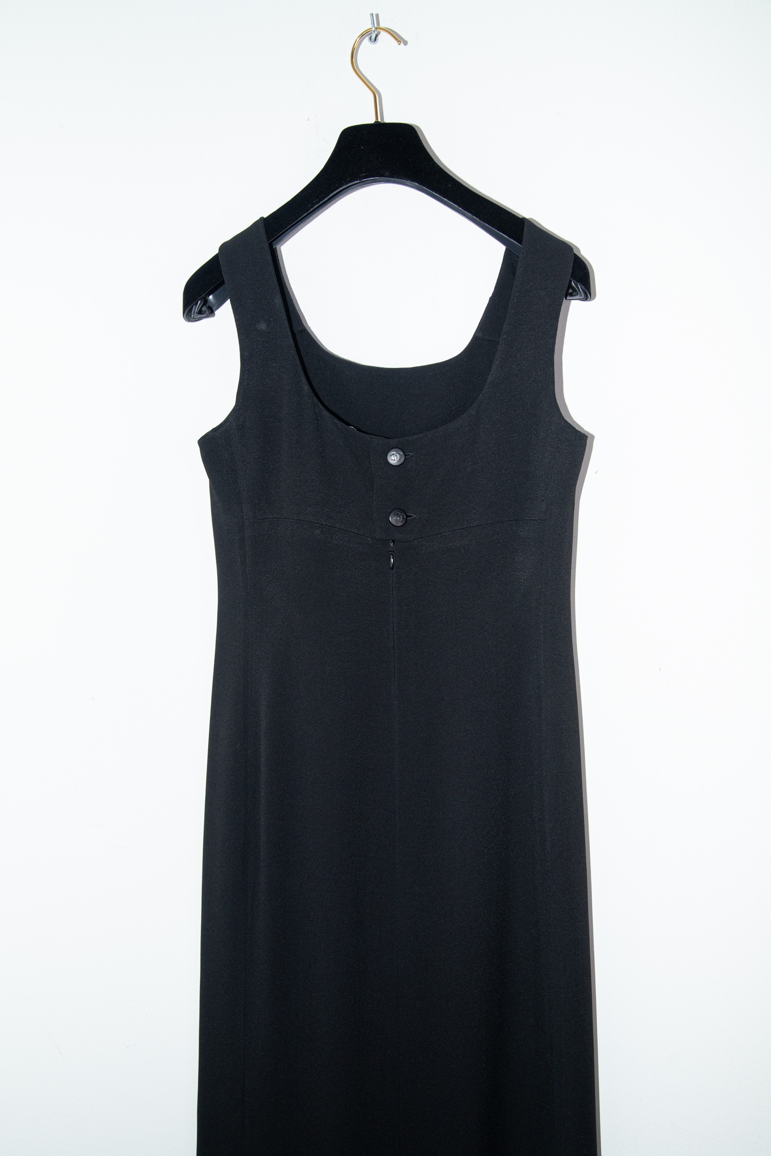 Chanel gerades Maxikleid mit Knöpfen in Schwarz
