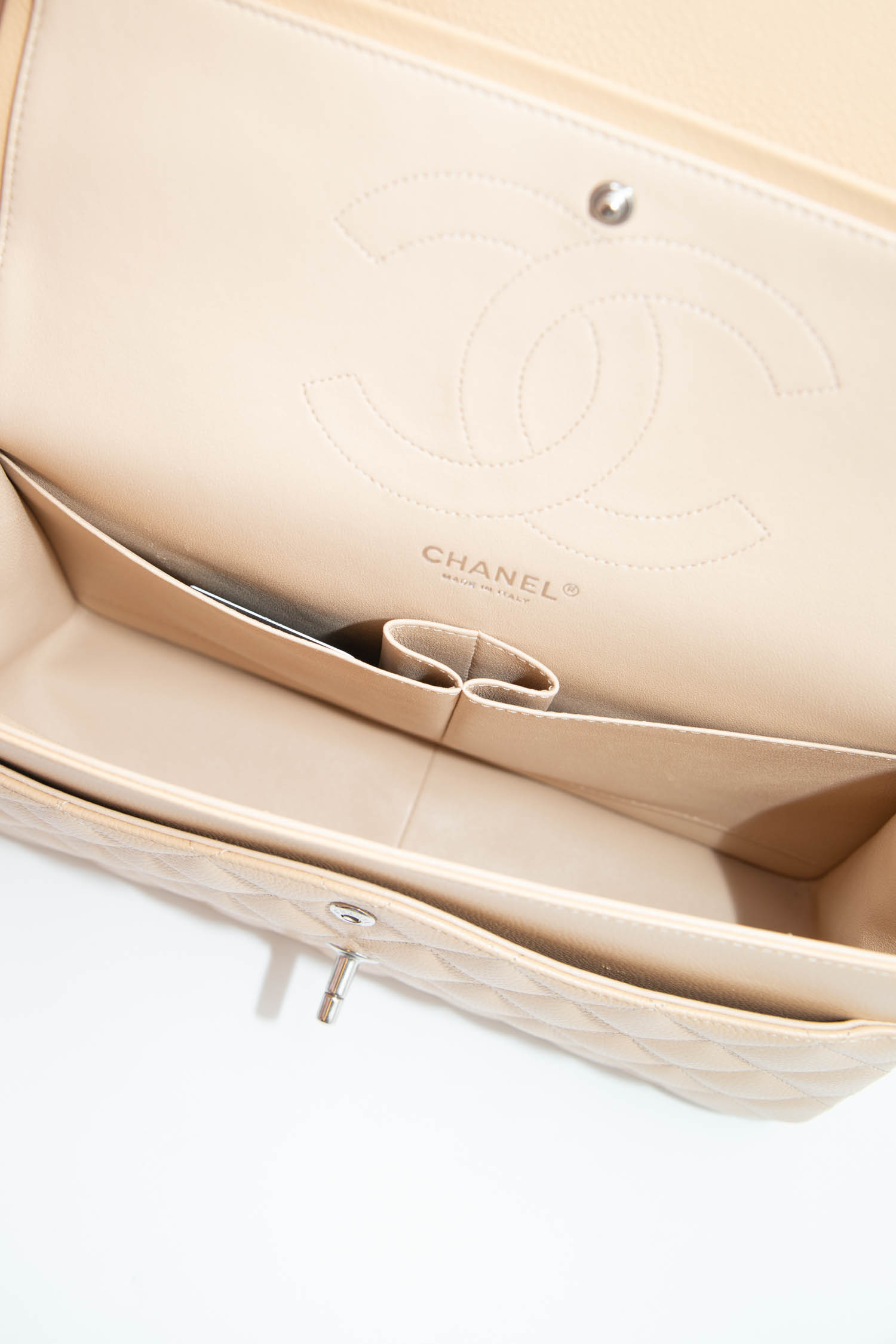 Chanel "Classic Double Flap Bag" Schultertasche Large in Beige
