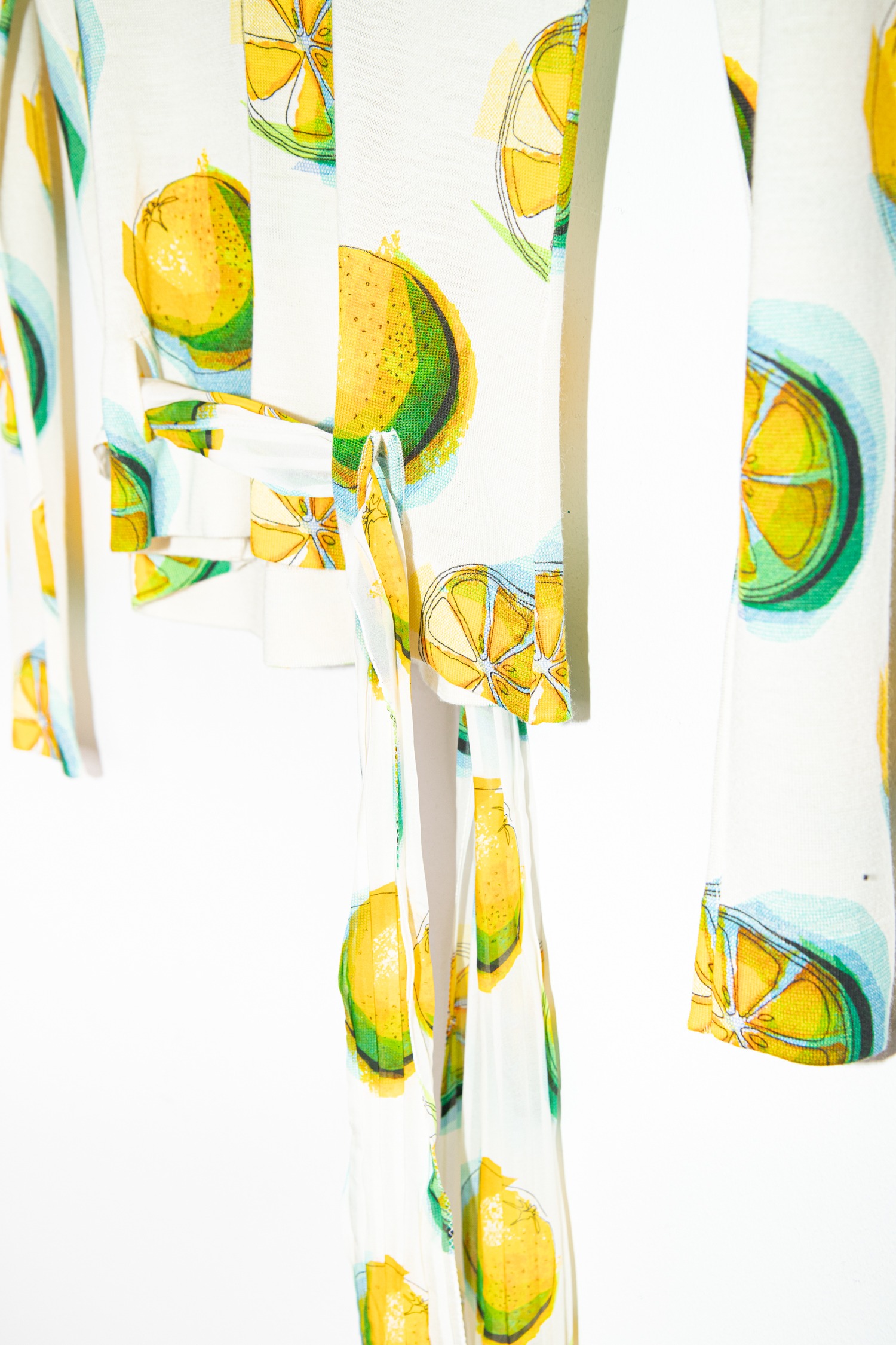 Dior Pullover aus Feinstrick mit Zitronenprint in Ecru und Gelb