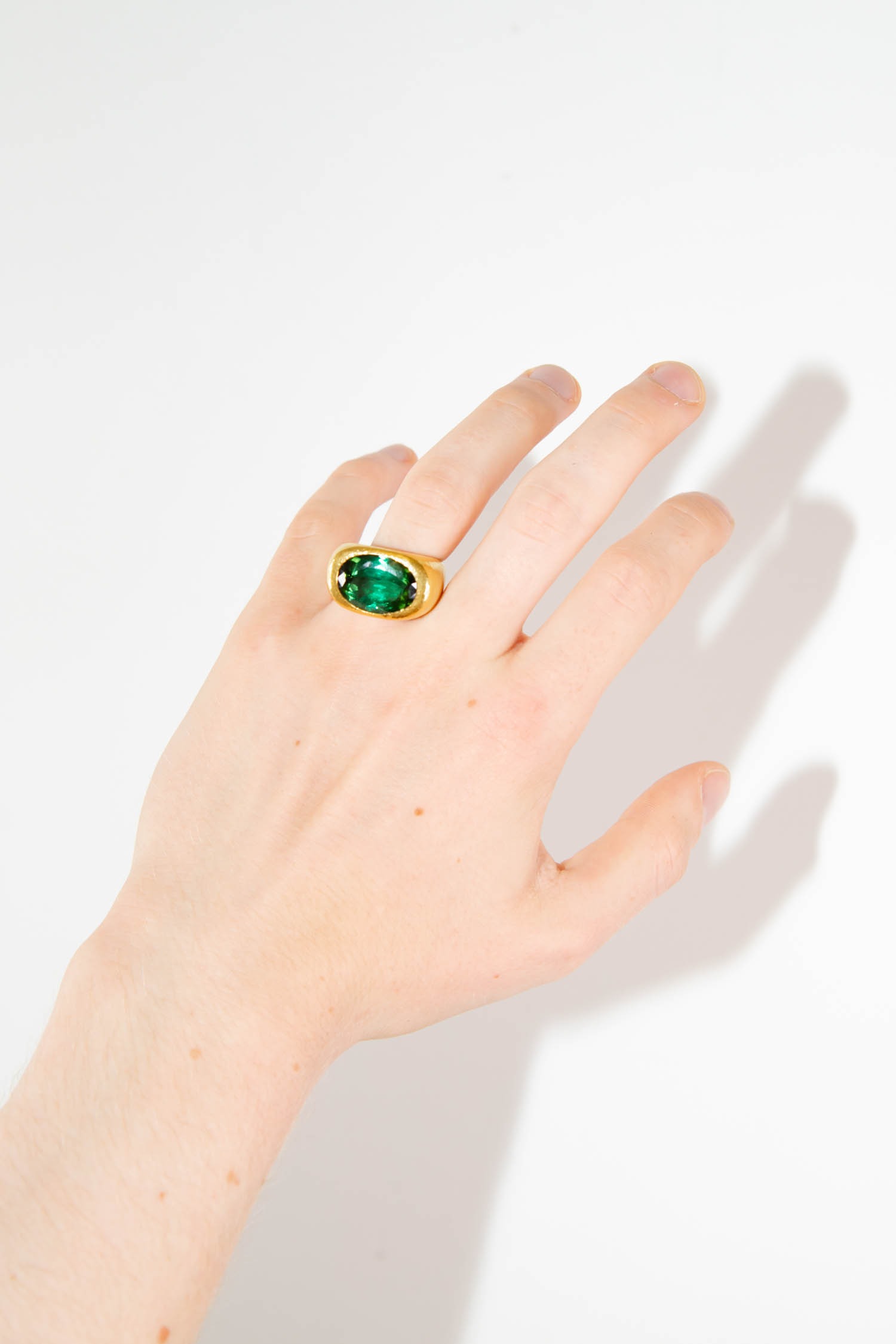Colleen B. Rosenblat Turmalin Ring in Dunkelgrün und Gold