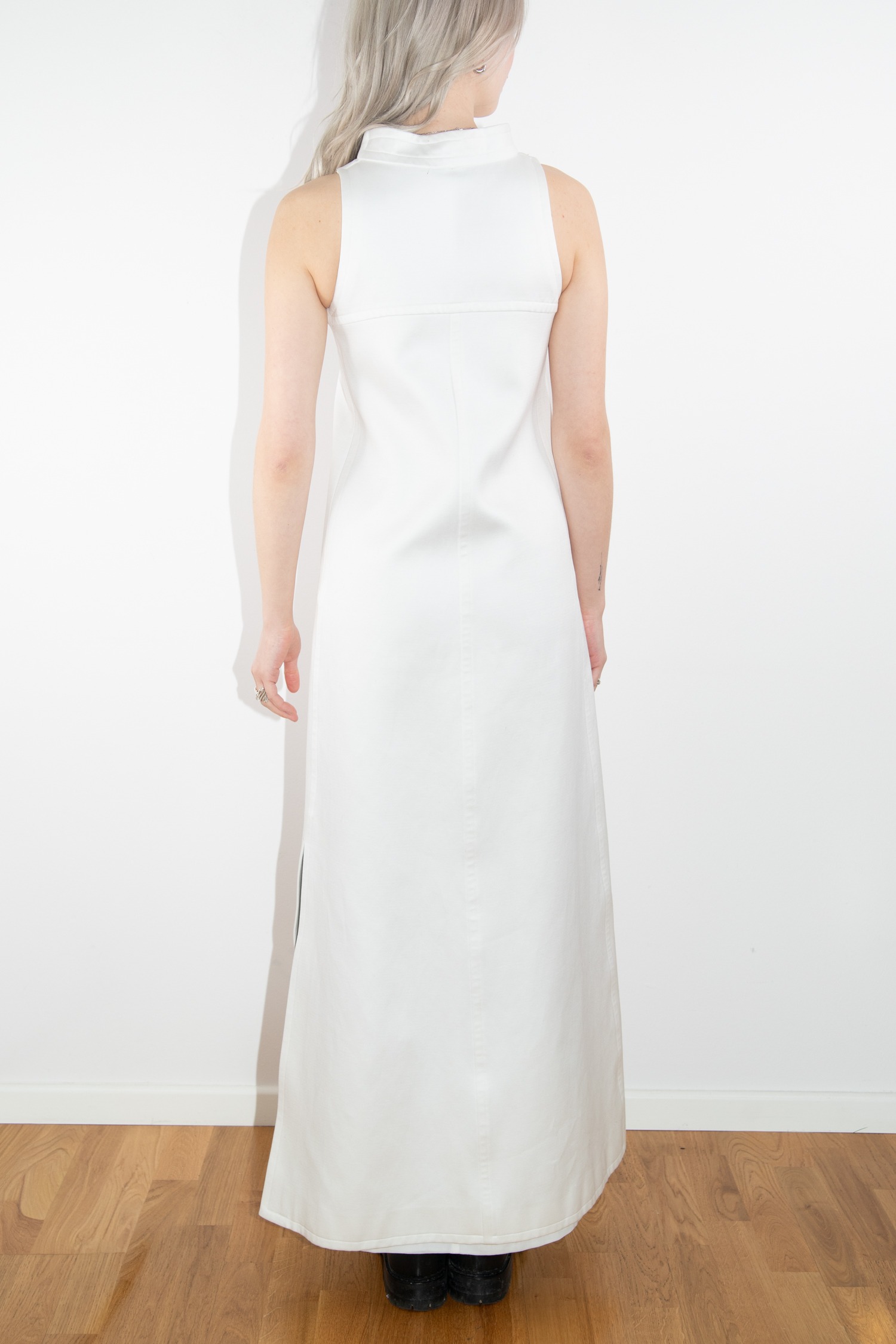 Courrèges Maxikleid in Weiß