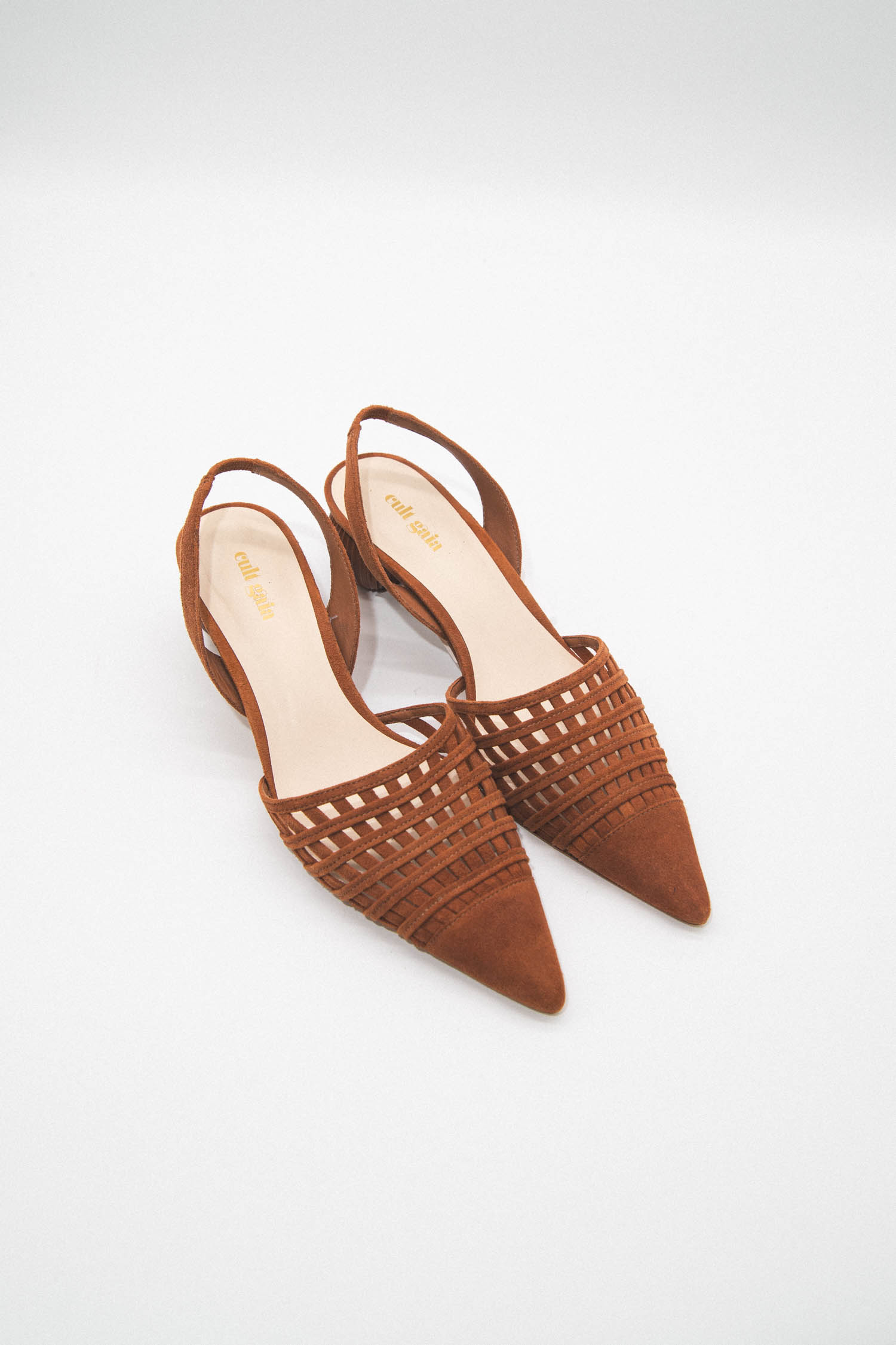 Cult Gaia geflochtene Slingback-Pumps in Hellbraun