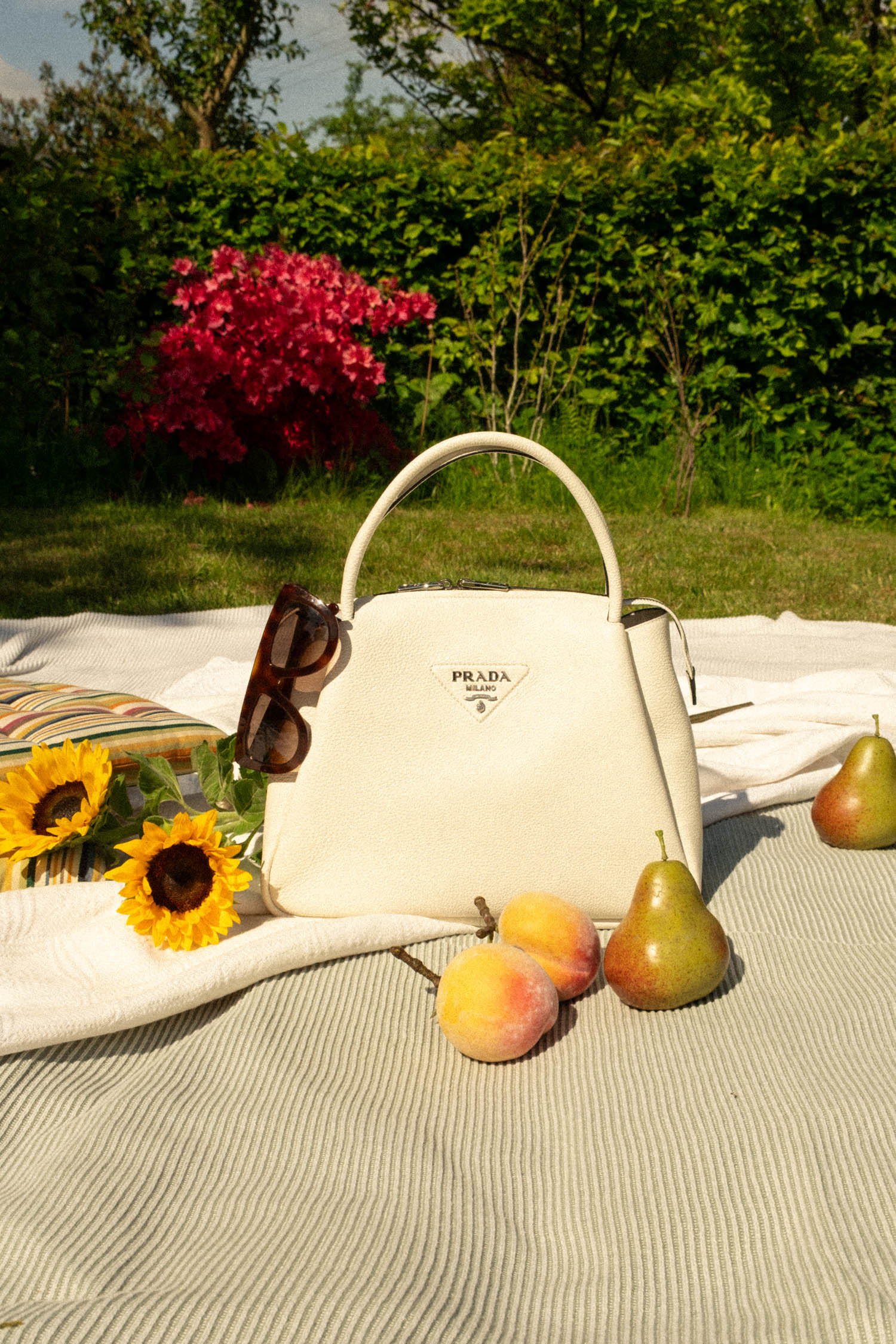 Prada Tasche in Weiß