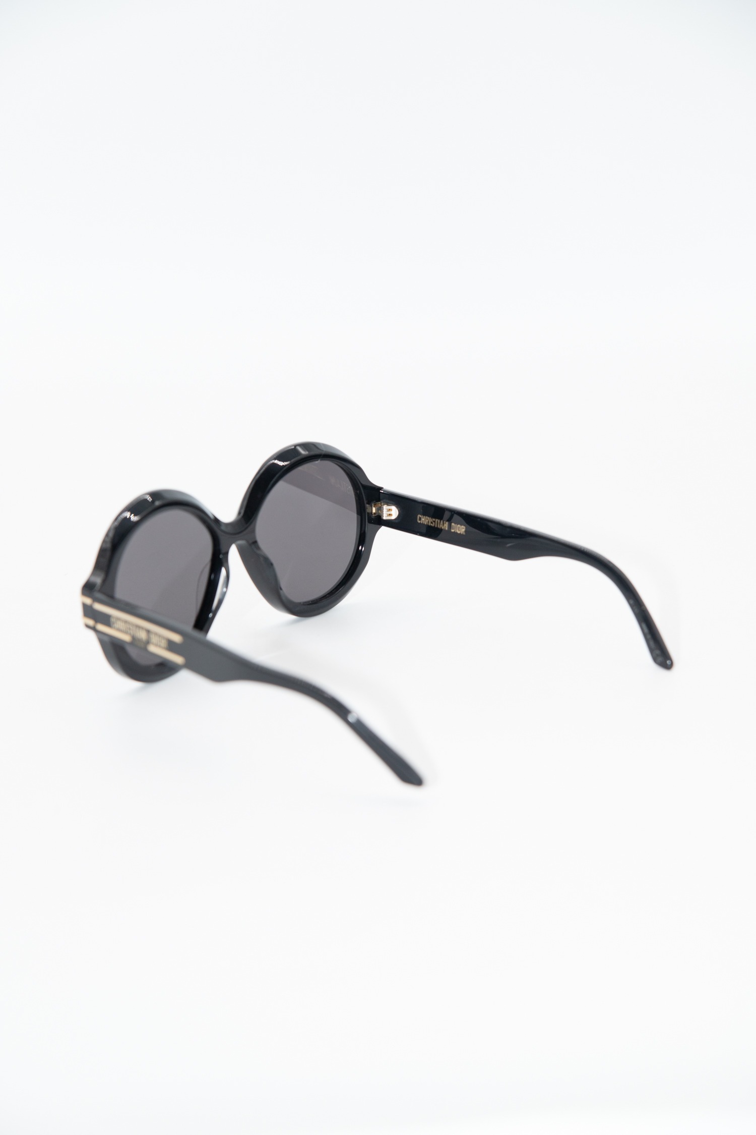Dior "Signature R10 Round" Sonnenbrille rund in Schwarz