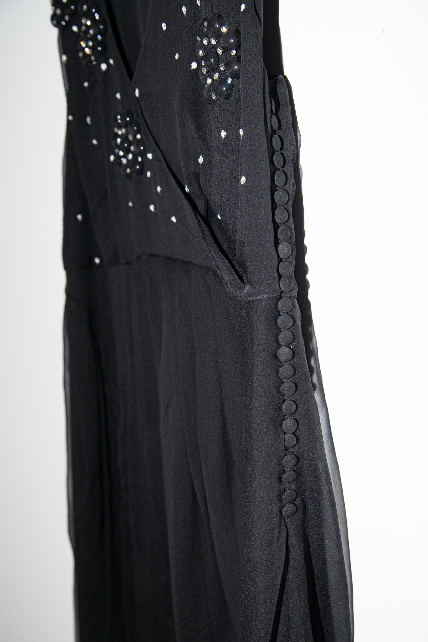 Christian Dior Vintage Minikleid aus Seide mit Strass in Schwarz