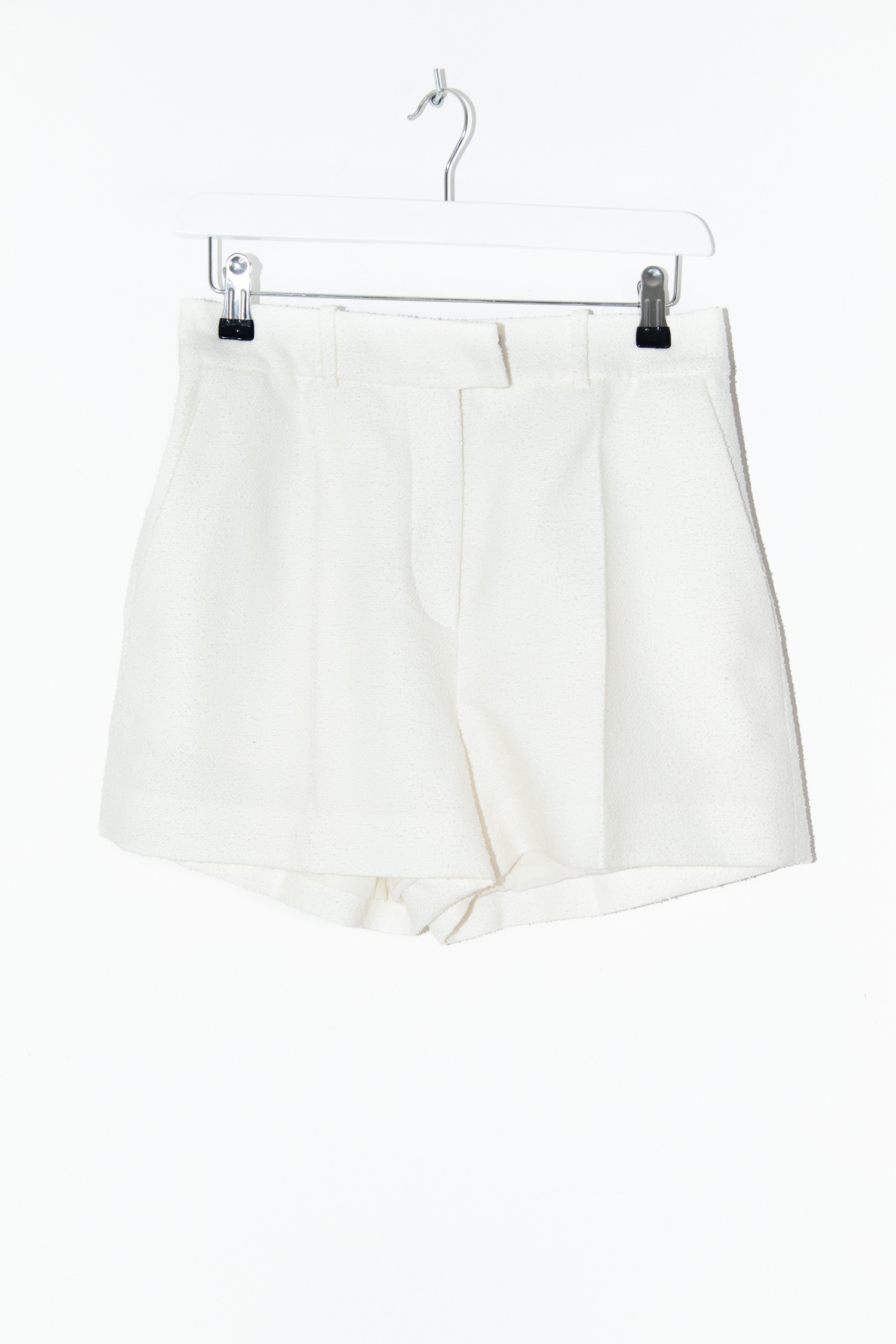 Dior Shorts aus Wollbouclé in Weiß