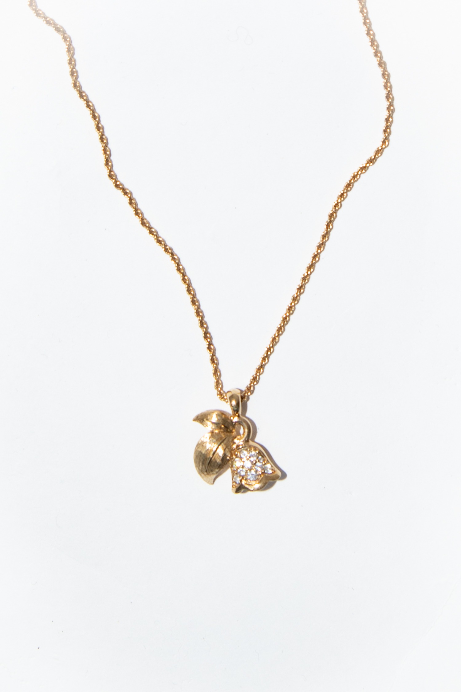 Dior Vintage Halskette mit Blütenanhänger in Gold