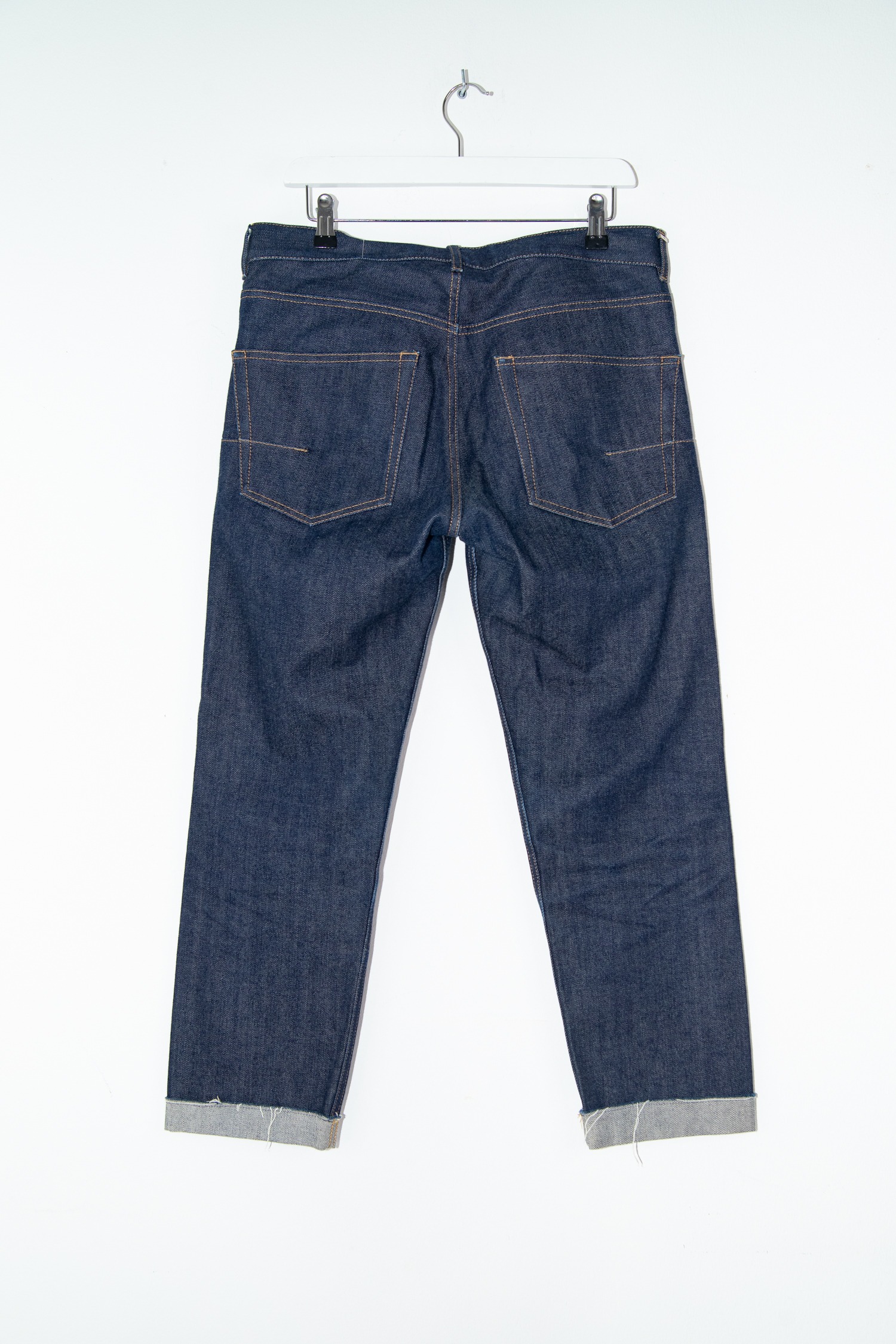 Dior Jeans mit J'Adior Applikation in Dunkelblau