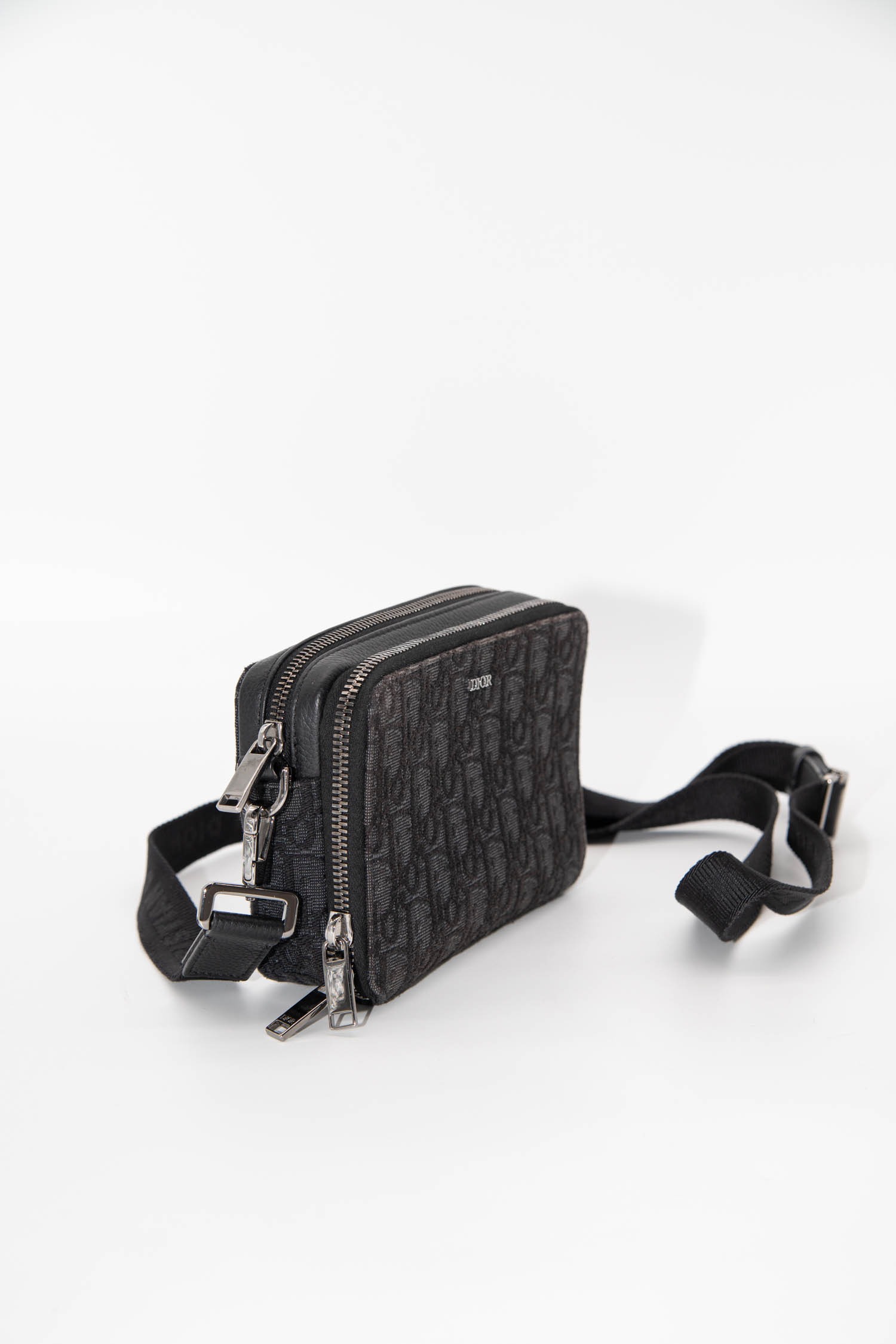 Christian Dior "Oblique Jacquard" Umhängetasche in Schwarz