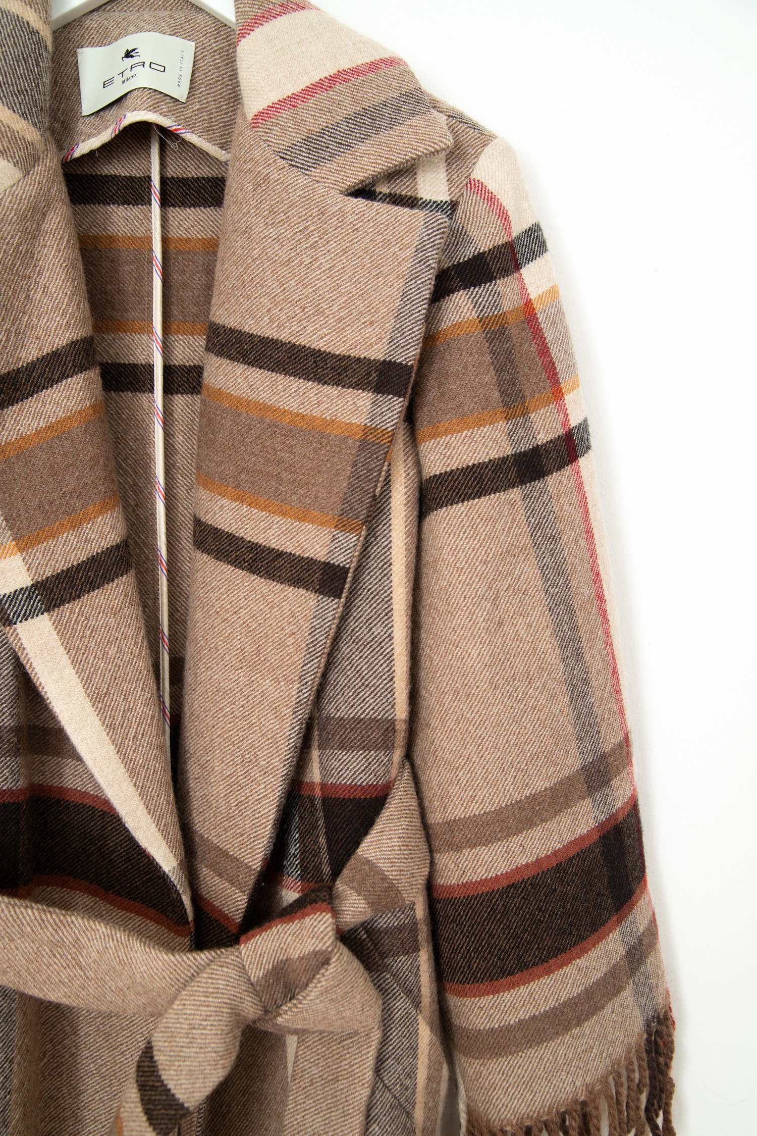 Etro Mantel mit Karomuster und Fransen in Beige, Rot und Ocker