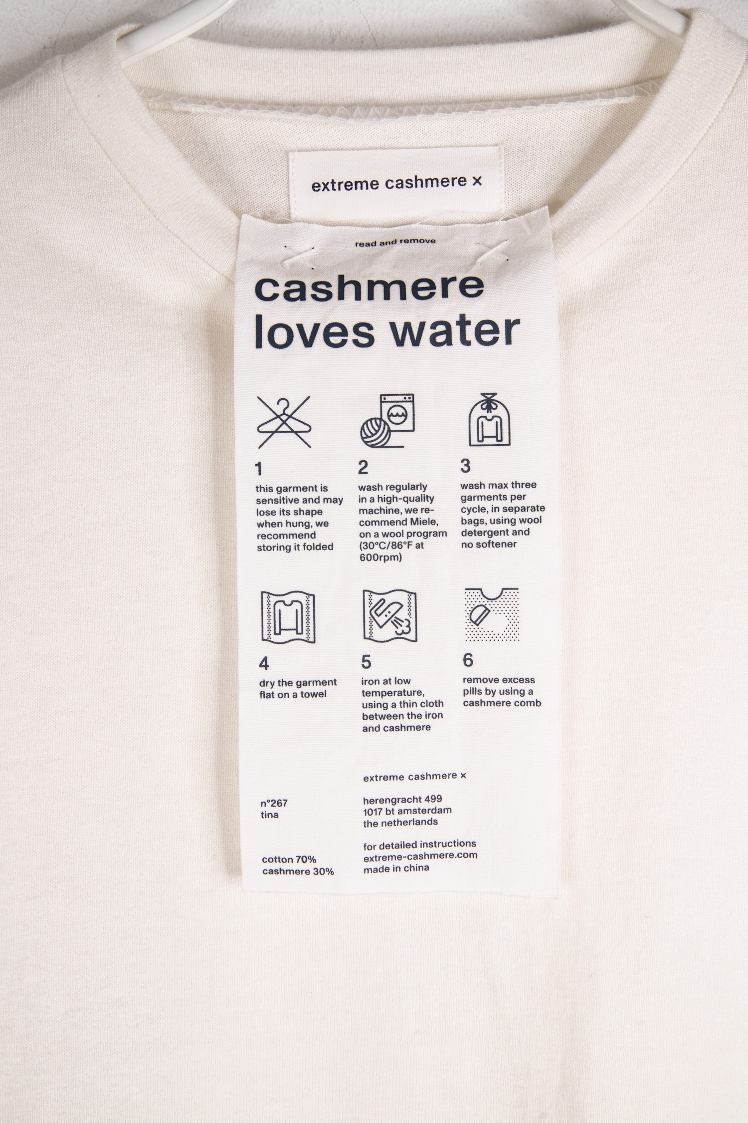 Extreme Cashmere Strick-T-Shirt in Ecru