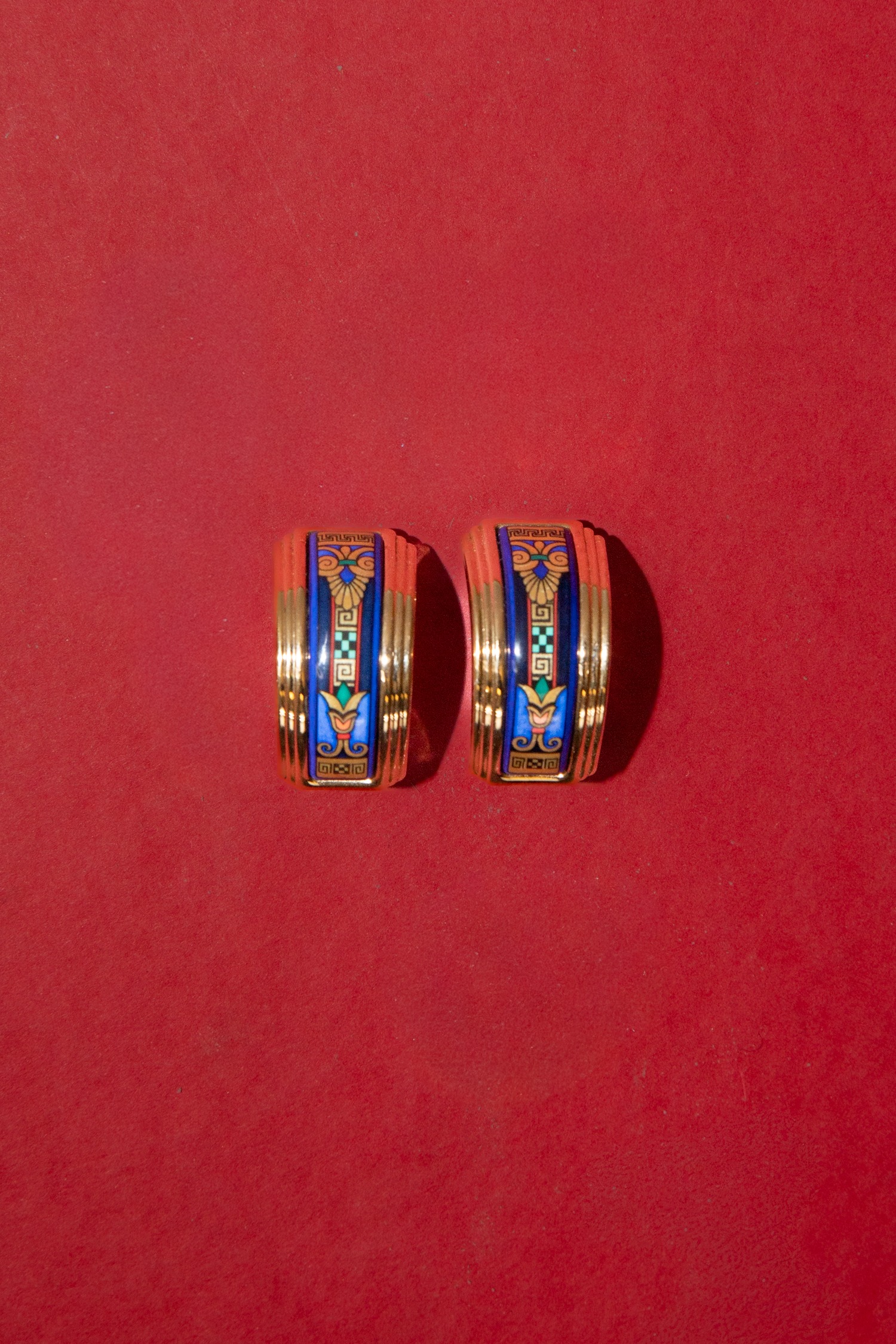 Michaela Frey Vintage Ohrringe Creolen mit bunten Verzierungen