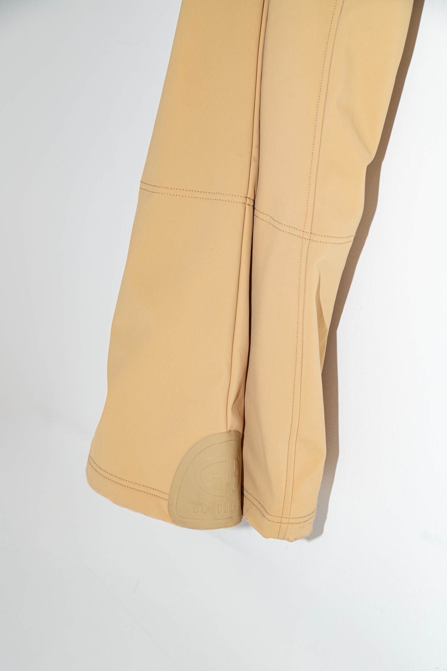 Goldbergh x Mytheresa "Celessa" Skianzug in Sandfarben