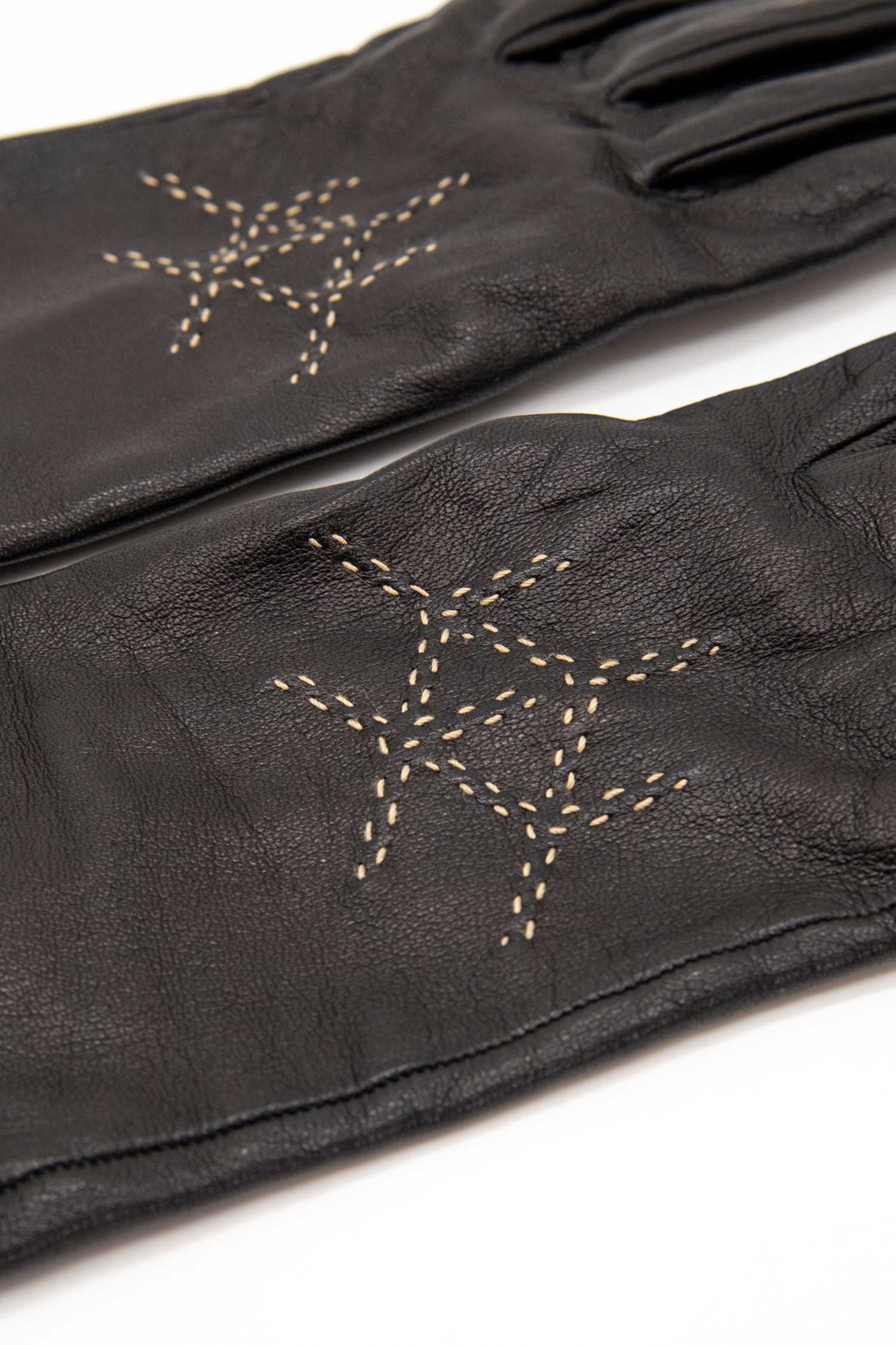 Goyard bestickte Handschuhe in Schwarz und Ecru