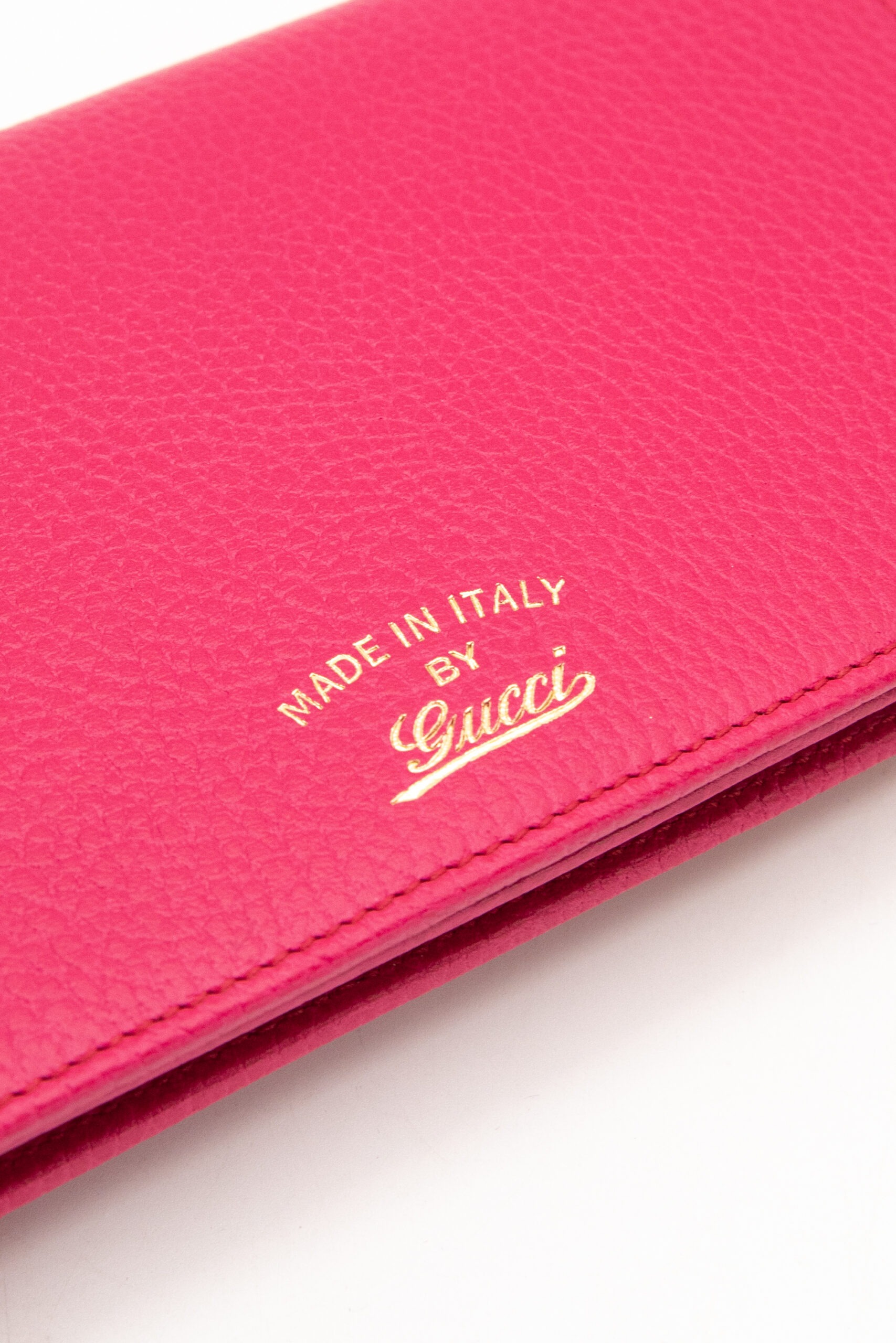 Gucci Clutch zum Umhängen in Pink und Gold