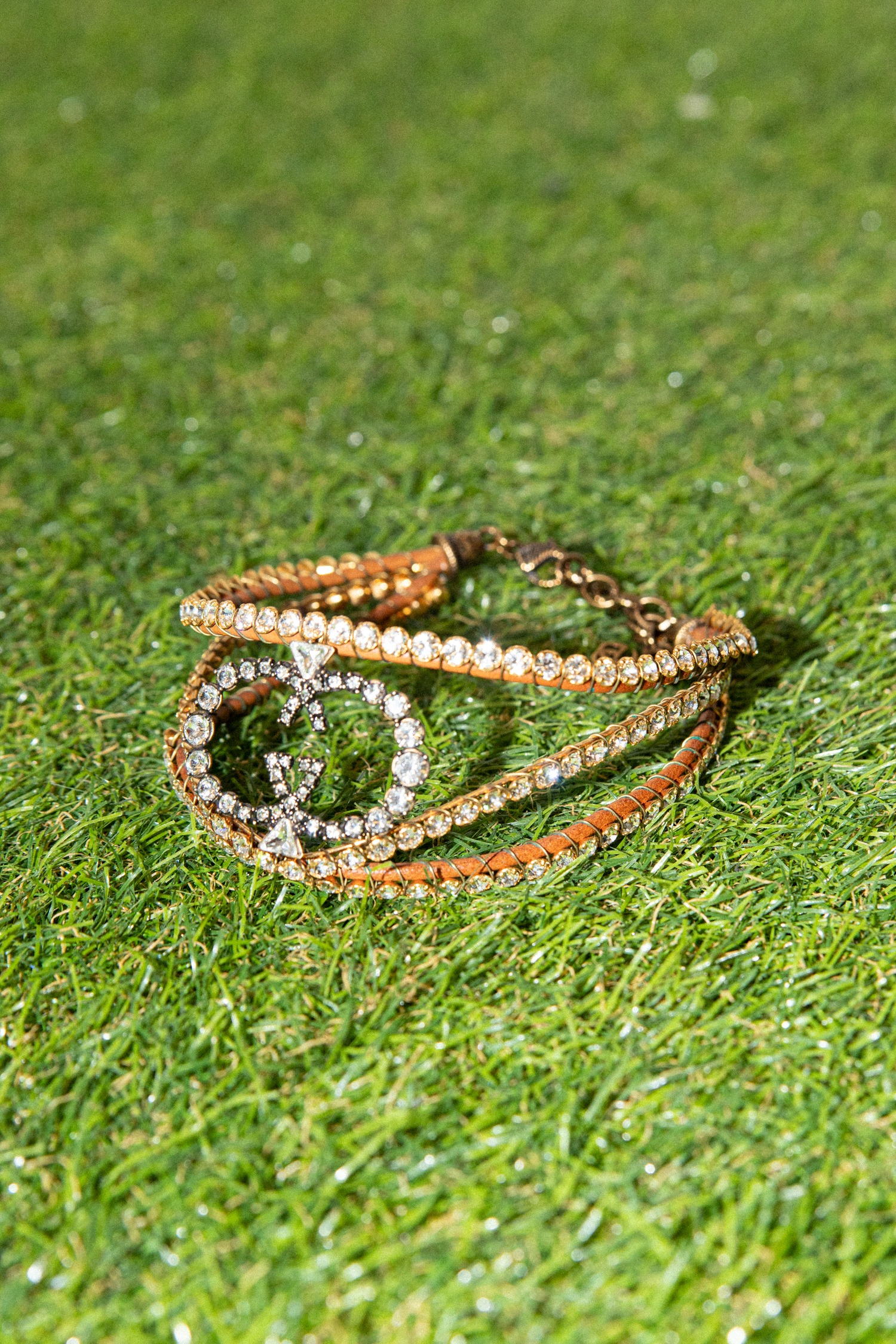 MCM "Patricia" Portemonnaie zum Umhängen in Rosa und Silber