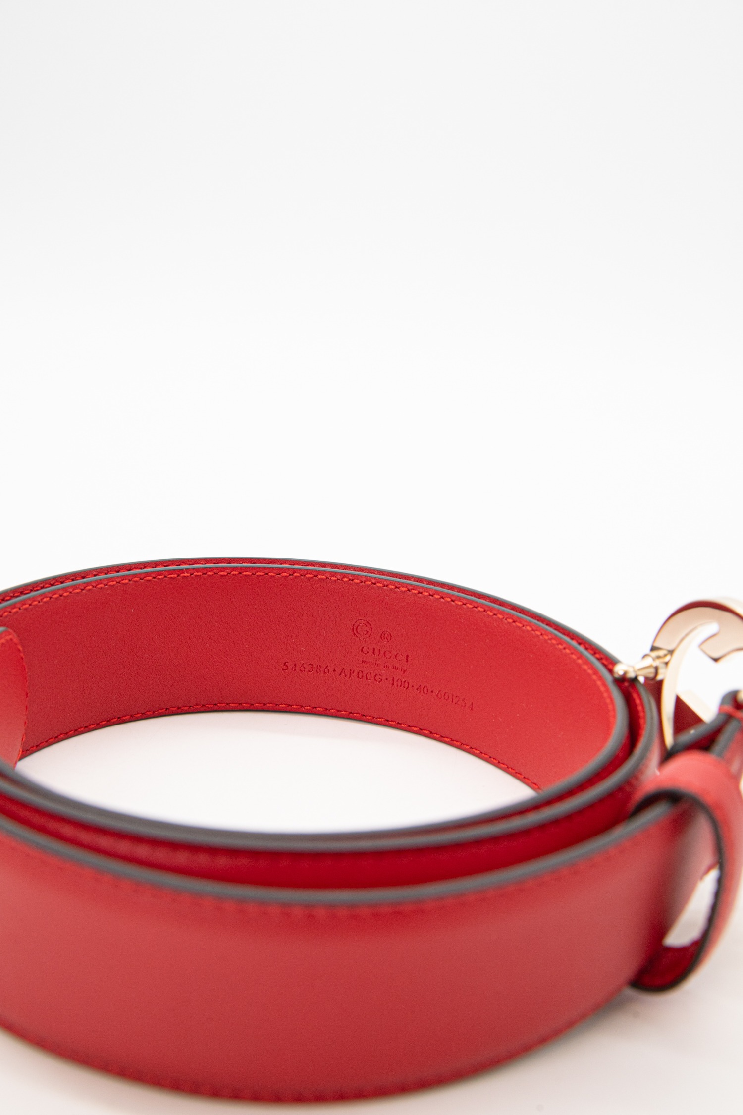 Gucci Gürtel mit GG-Schnalle in Rot und Gold