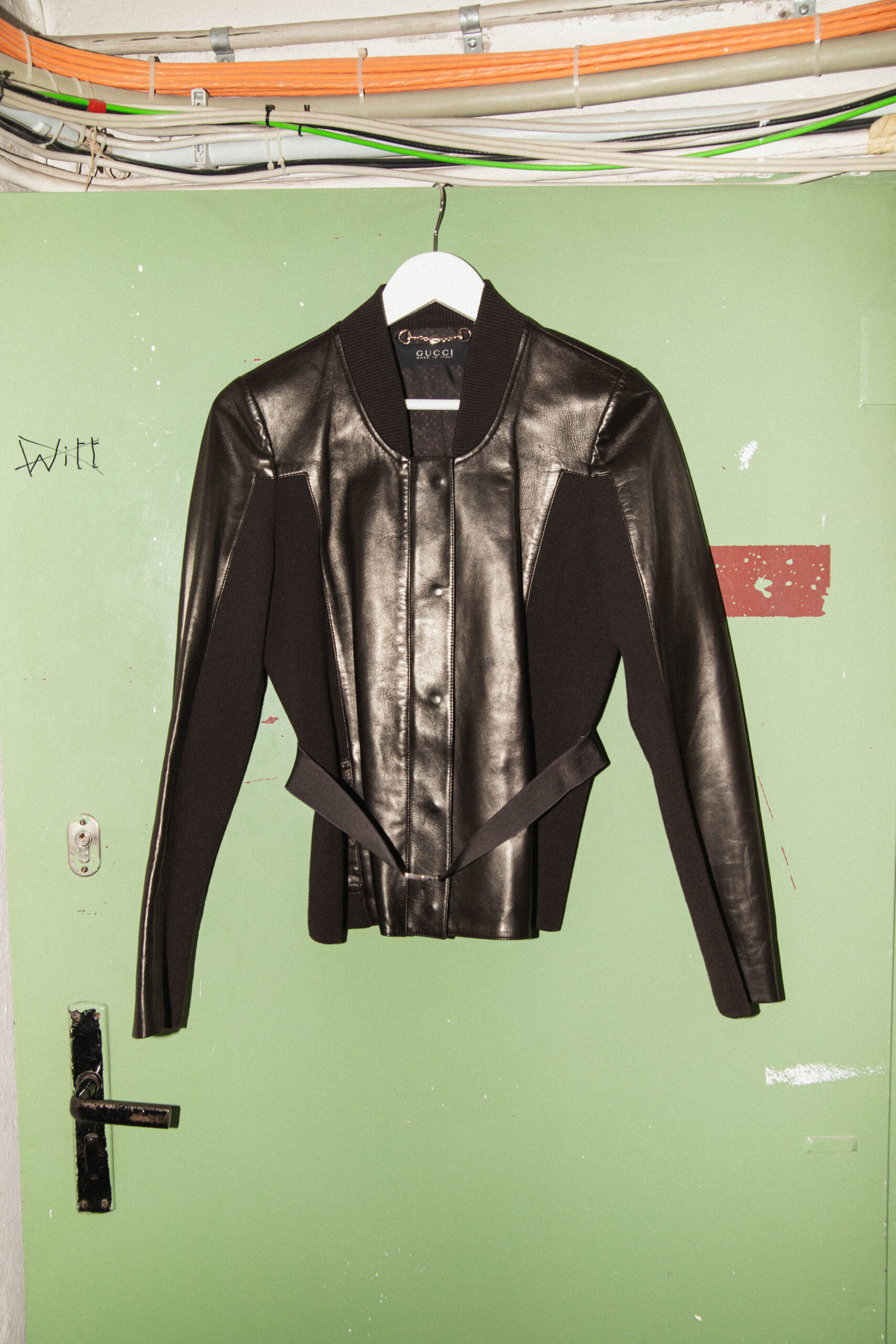 Gucci Lederjacke mit Gürtel in Dunkelbraun
