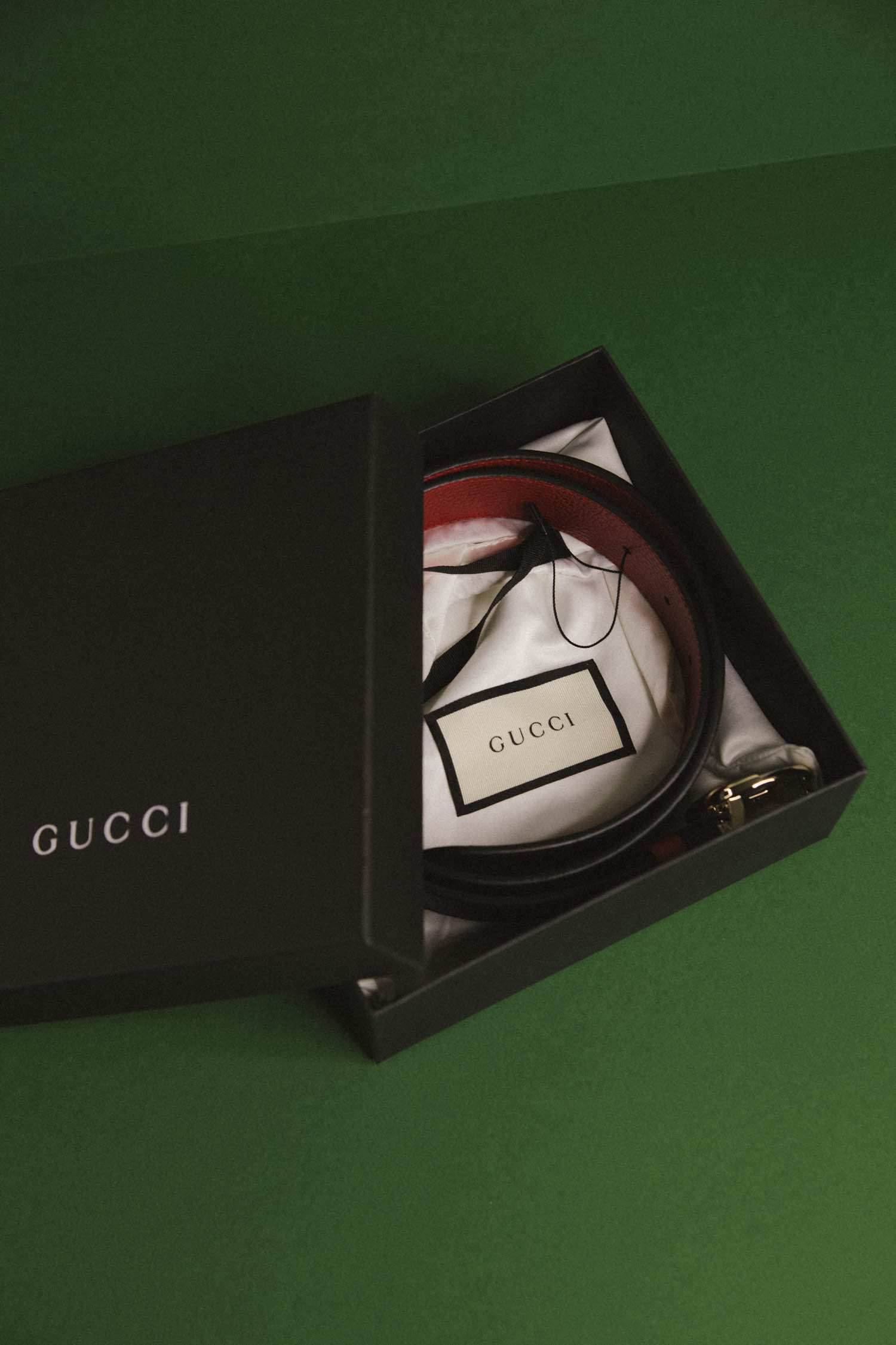 Gucci Wendegürtel in Schwarz und Rot