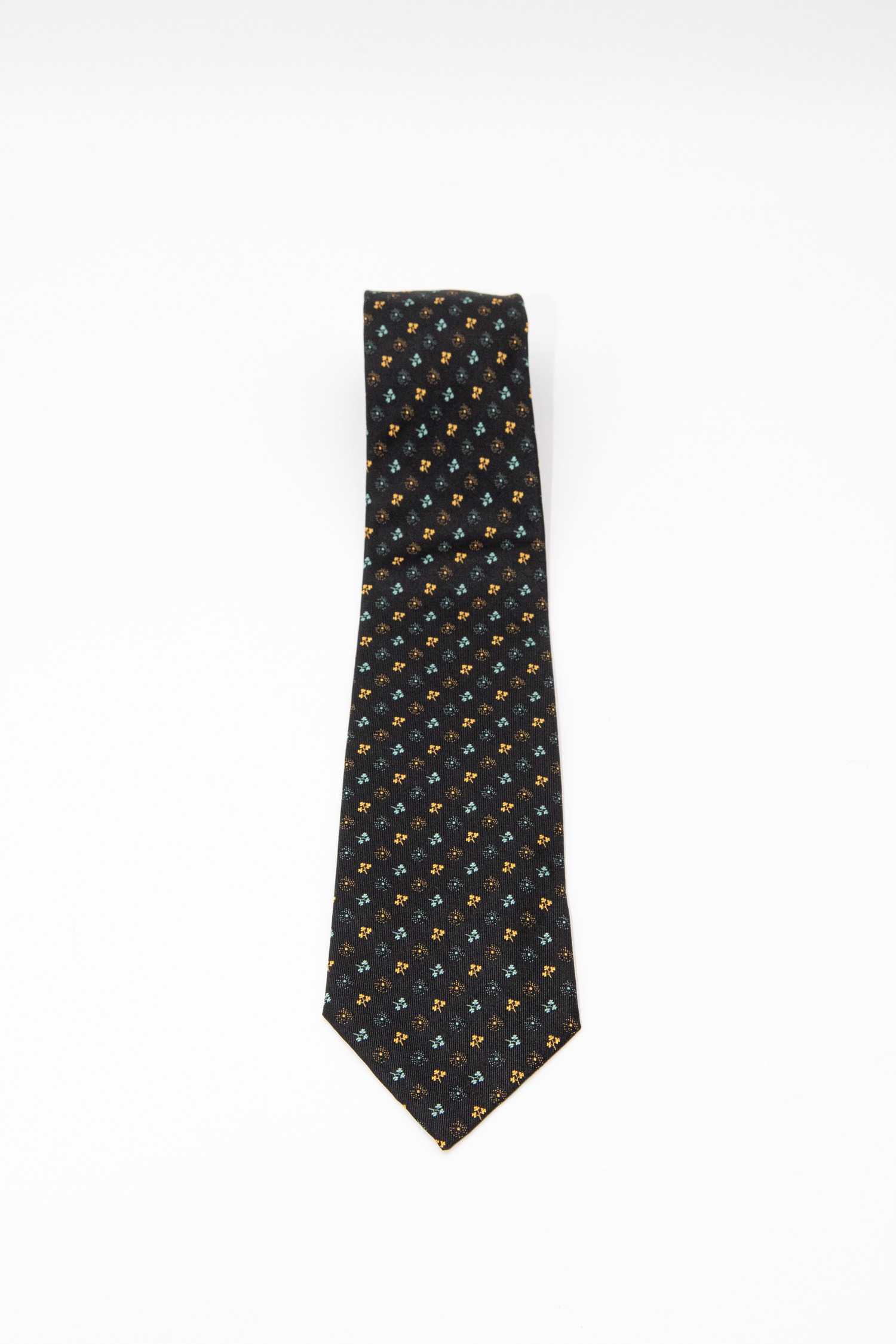 Hermès Krawatte mit Blüten-Motiv in Schwarz