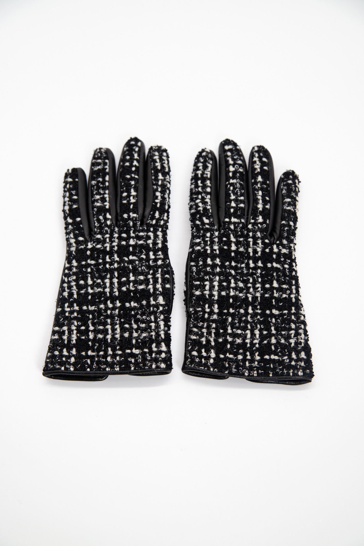 Saint Laurent Tweed Handschuhe Schwarz und Weiß