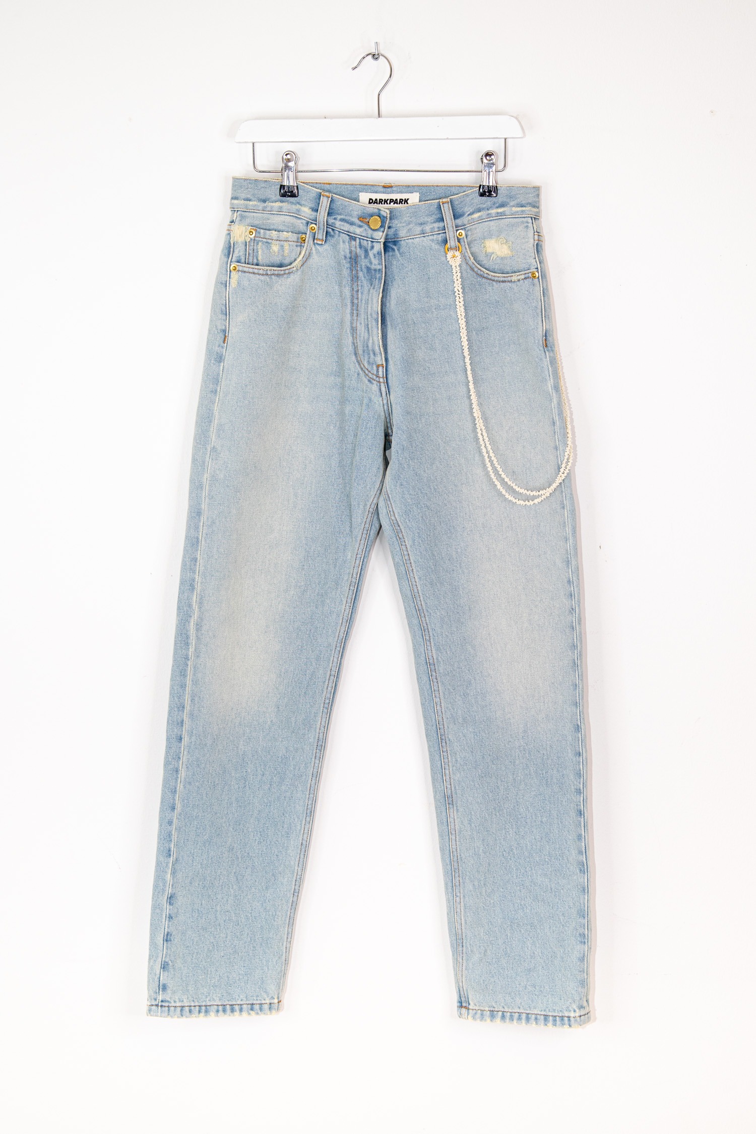 DARKPARK "Naomi" Jeans mit Kettendetail in Hellblau
