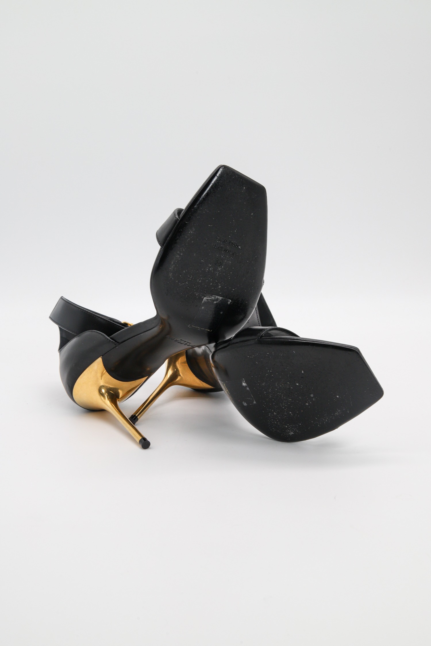 Balmain Heels in Schwarz und Gold