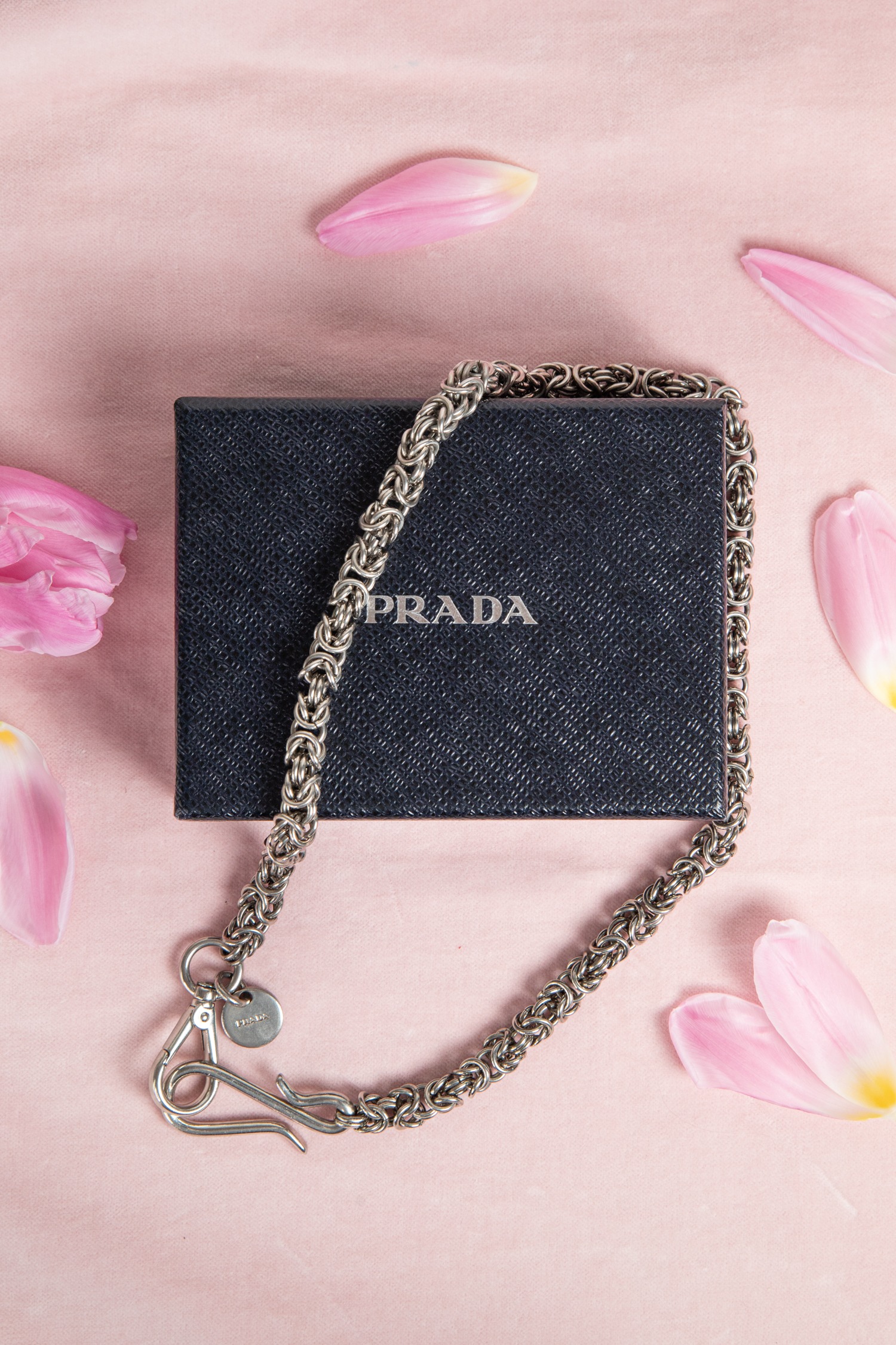 Prada Kette mit Karabiner in Silber