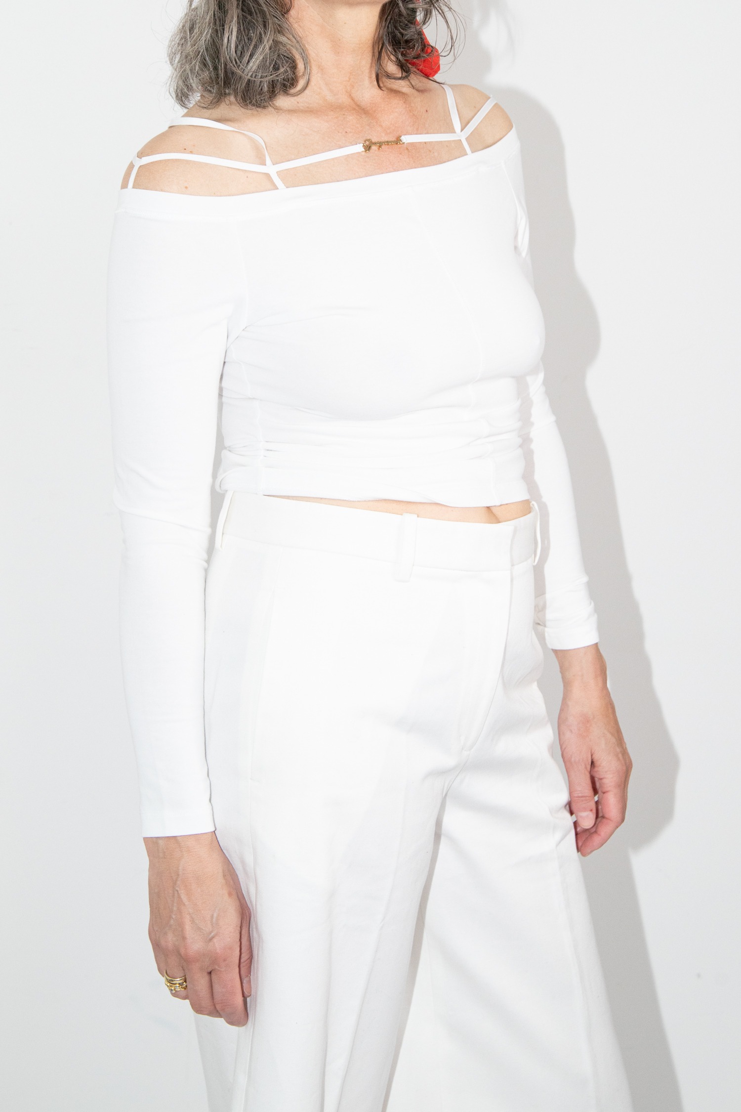 Jacquemus "Sierra" Langarmshirt in Weiß und Gold