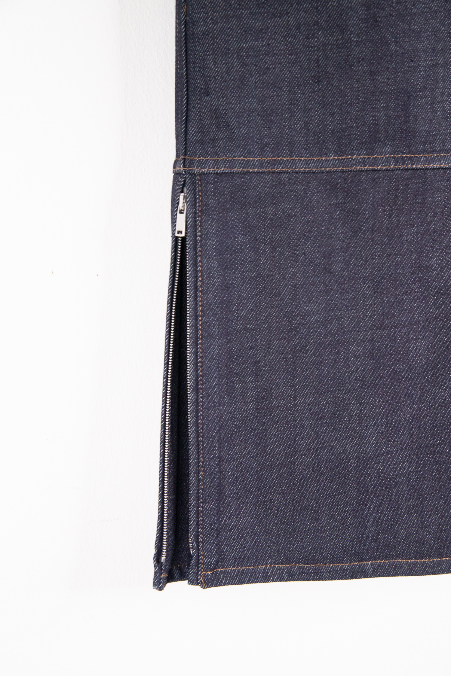 Jil Sander Midirock aus Denim in Dunkelblau