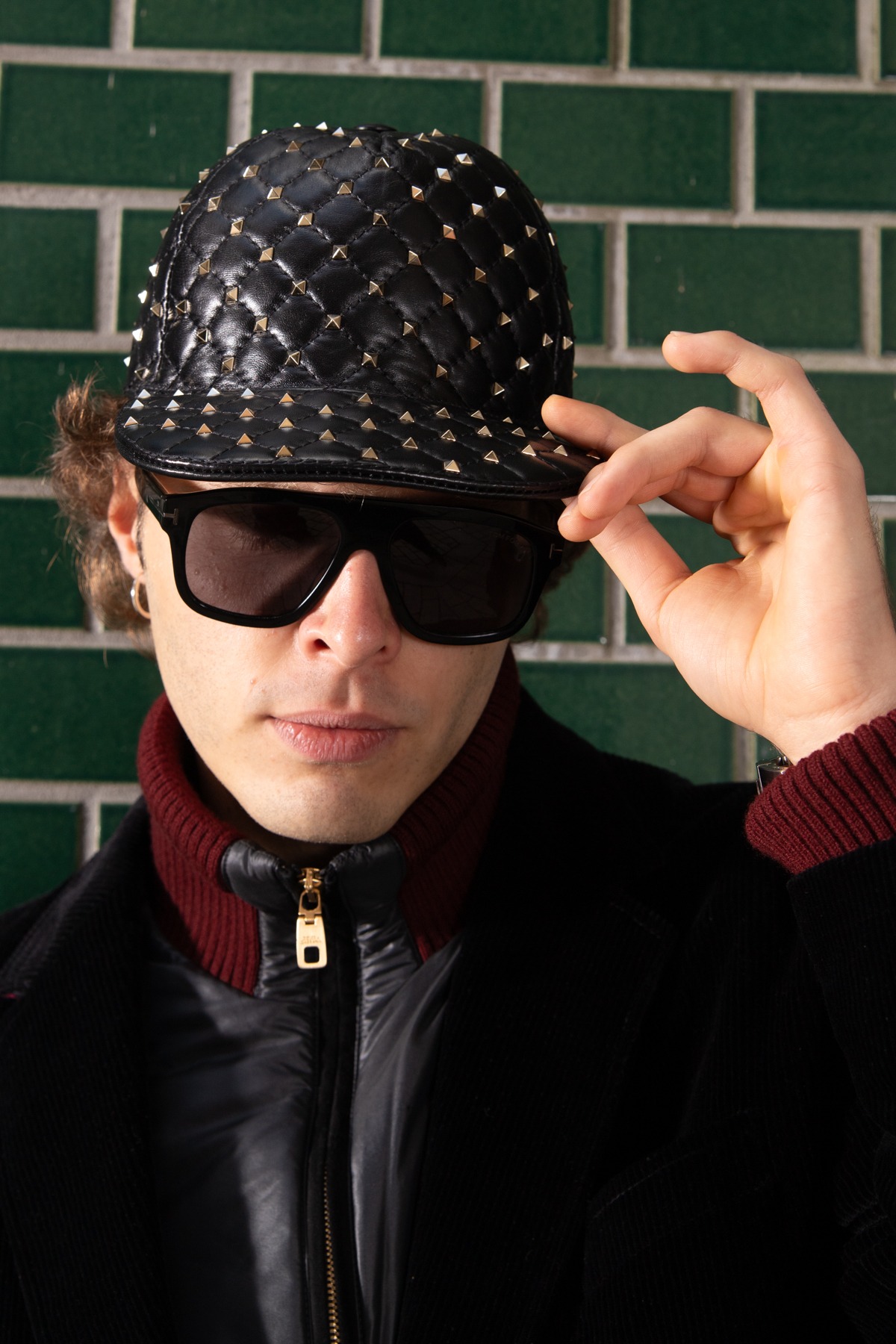 Valentino "Rockstud Spike" Cap aus Leder mit Nieten in Schwarz