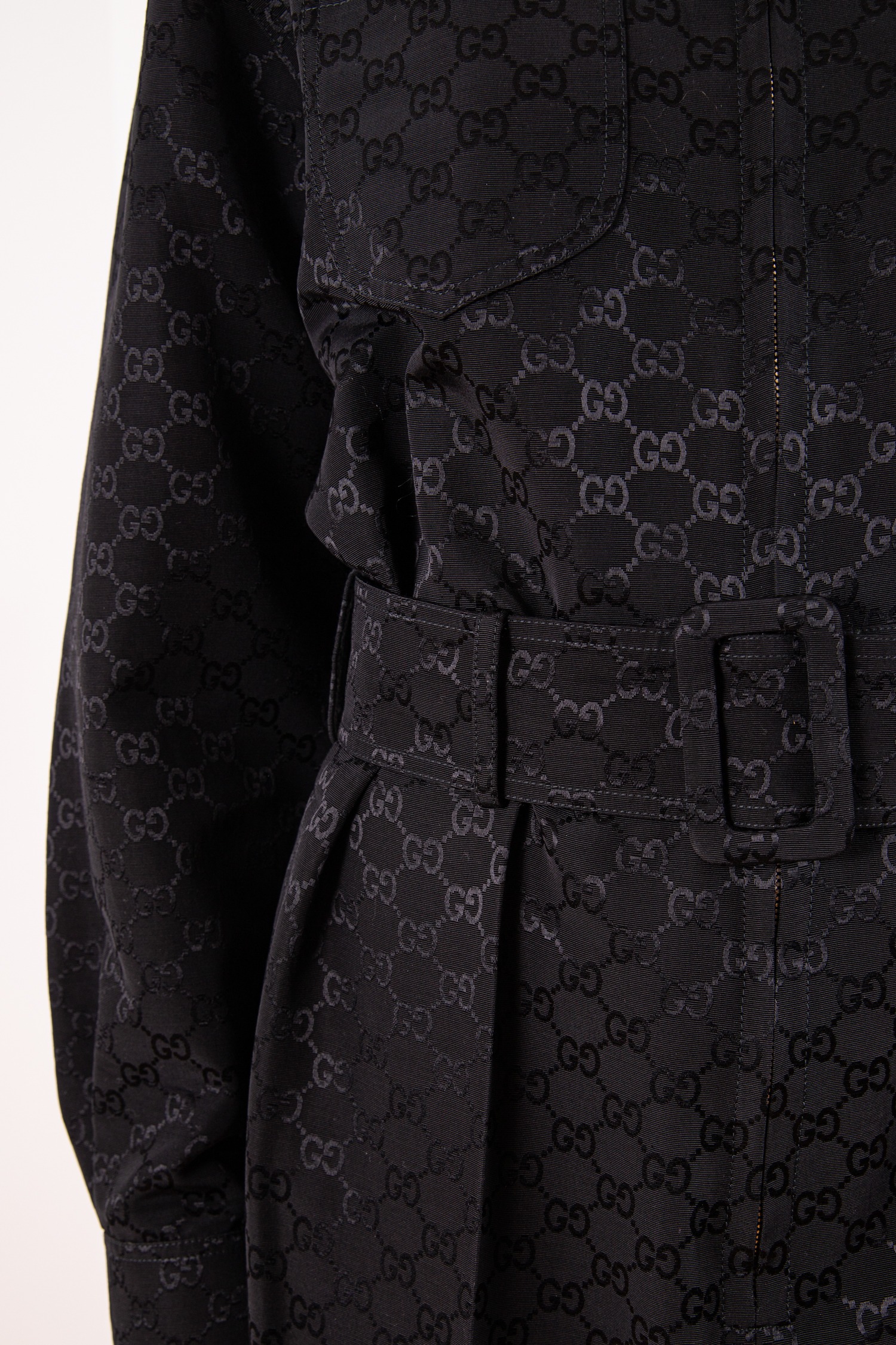 Gucci Monogramm Jumpsuit mit Gürtel in Schwarz