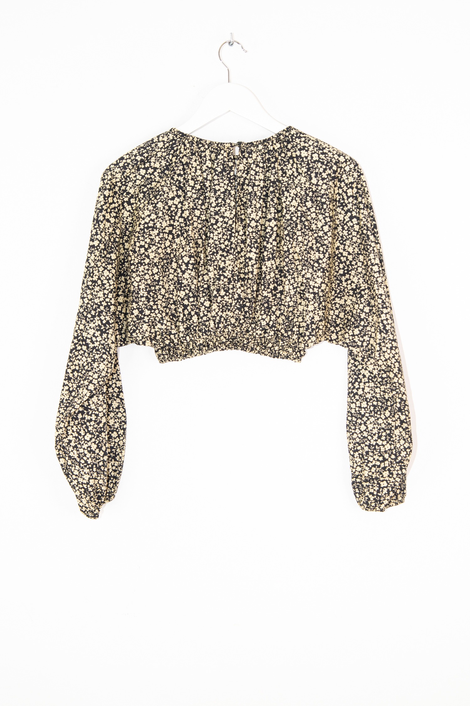 Matteau Bluse mit Blumenmuster in Schwarz und Hellbeige