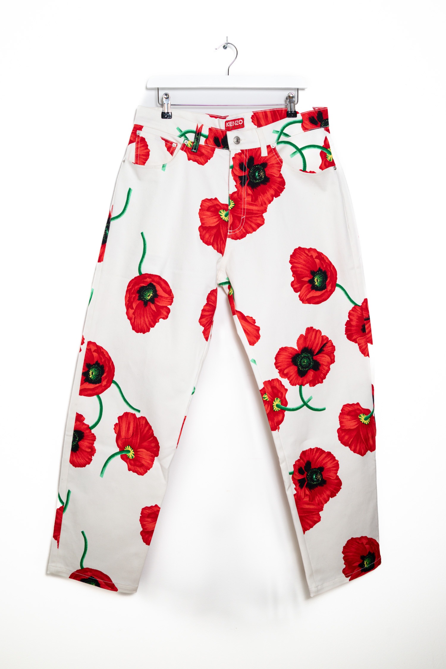 Kenzo Jeans mit Blumen in Weiß und Rot