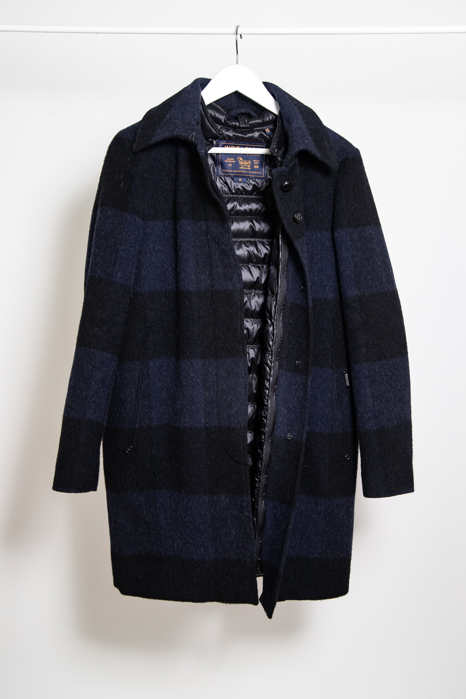 Woolrich Mantel mit Streifen in Dunkelblau und Schwarz