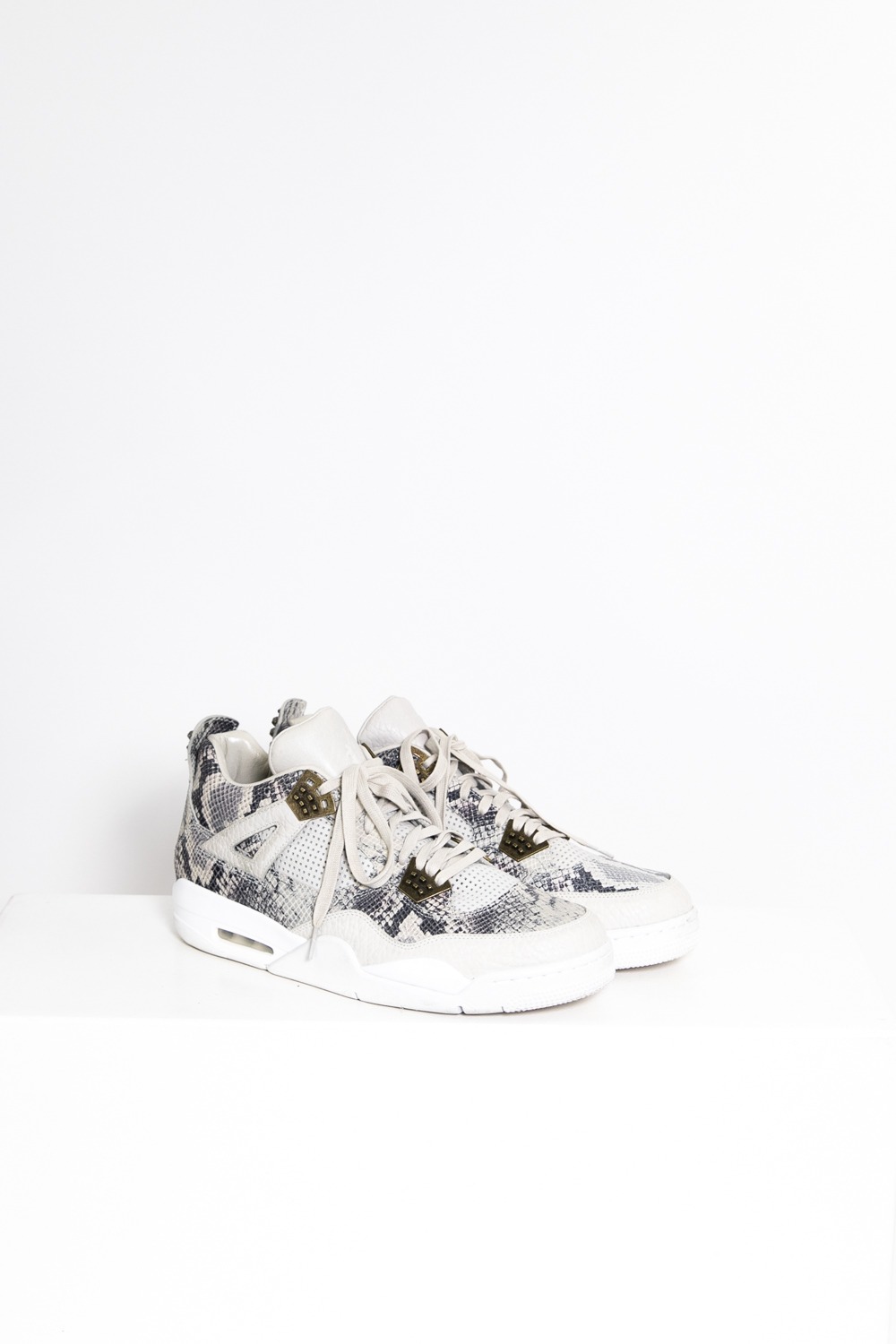 Nike "Air Jordan 4 Retro Premium Snakeskin" Sneaker