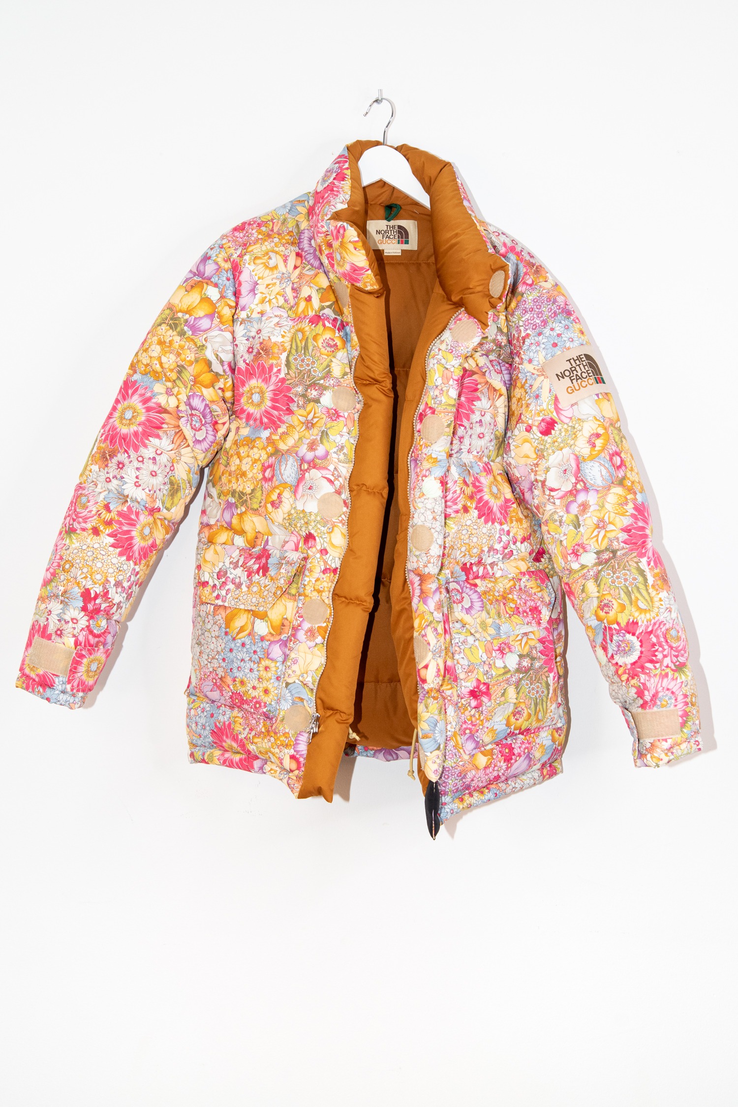 Gucci x The North Face Daunenjacke mit Blumenmuster