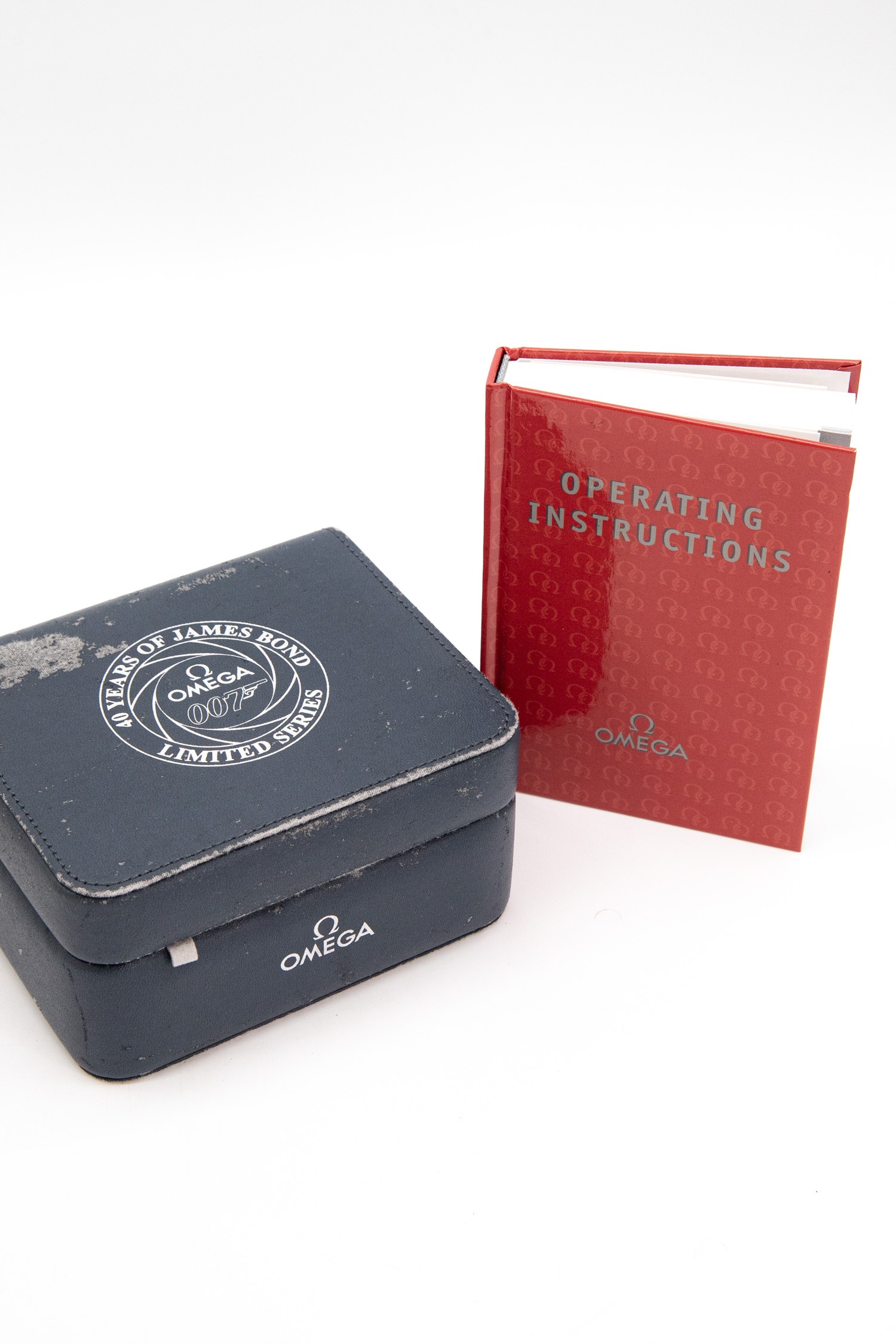 Omega "Seamaster Professional 007 Chronometer" Uhr in Blau und Schwarz