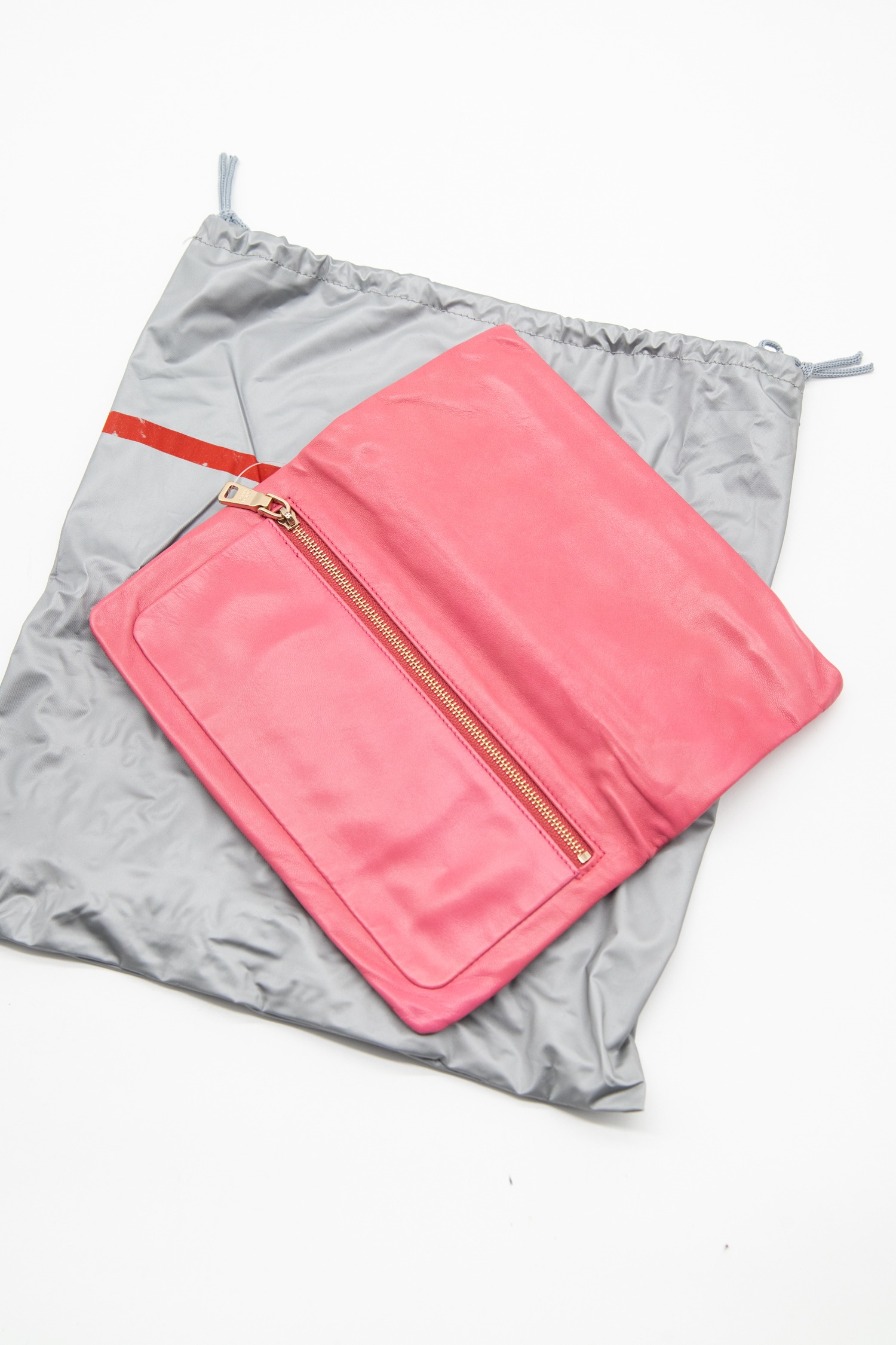 Prada Clutch mit Logo in Rosa