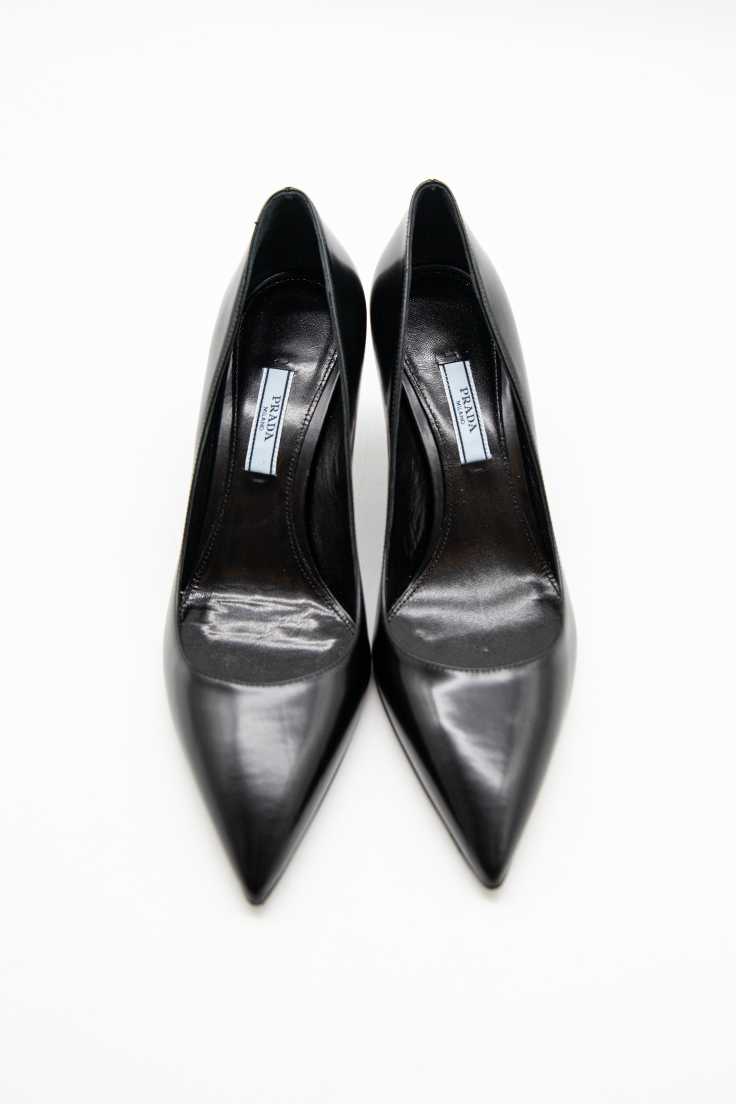 Prada "Eiffelturm" spitze Pumps in Schwarz