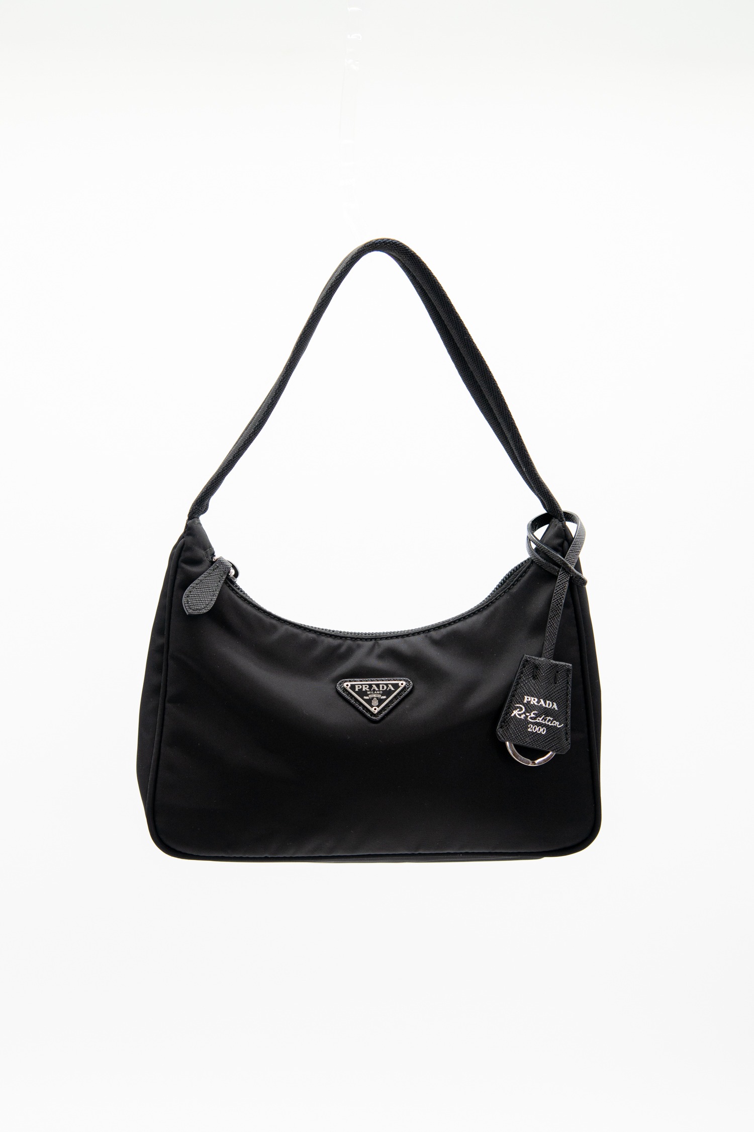 Prada „Re-Edition 2000“ Handtasche aus Re-Nylon in Schwarz