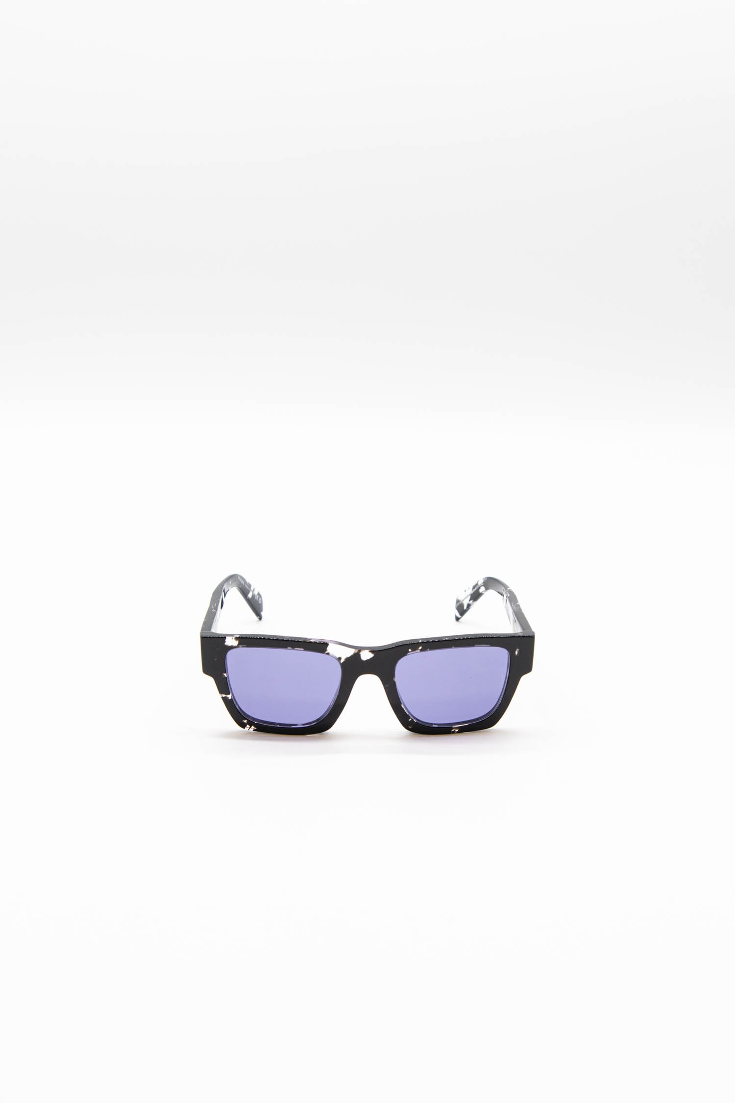 Prada Sonnenbrille mit geometrischen Details am Bügel in Schwarz