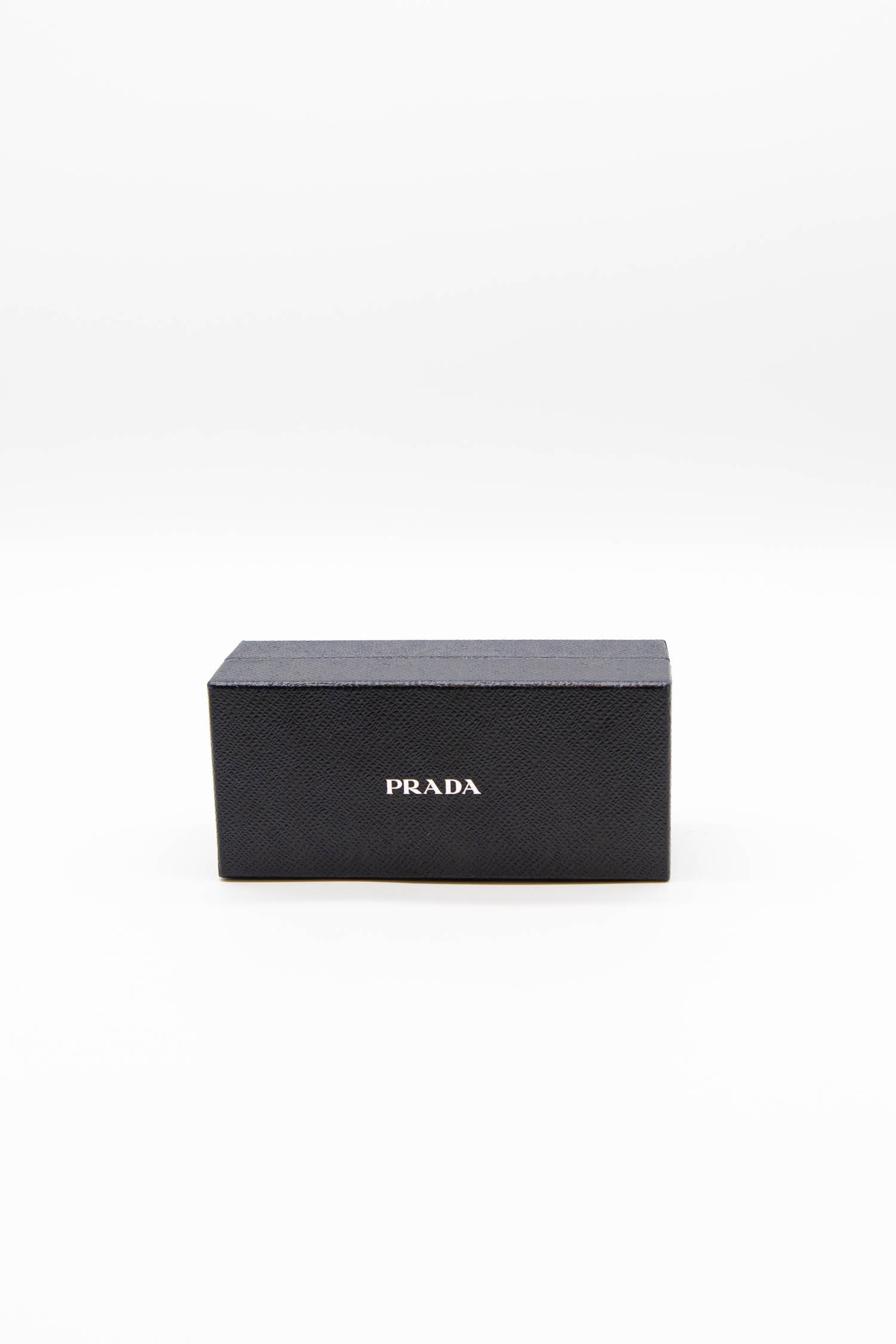 Prada Sonnenbrille mit geometrischen Details am Bügel in Schwarz