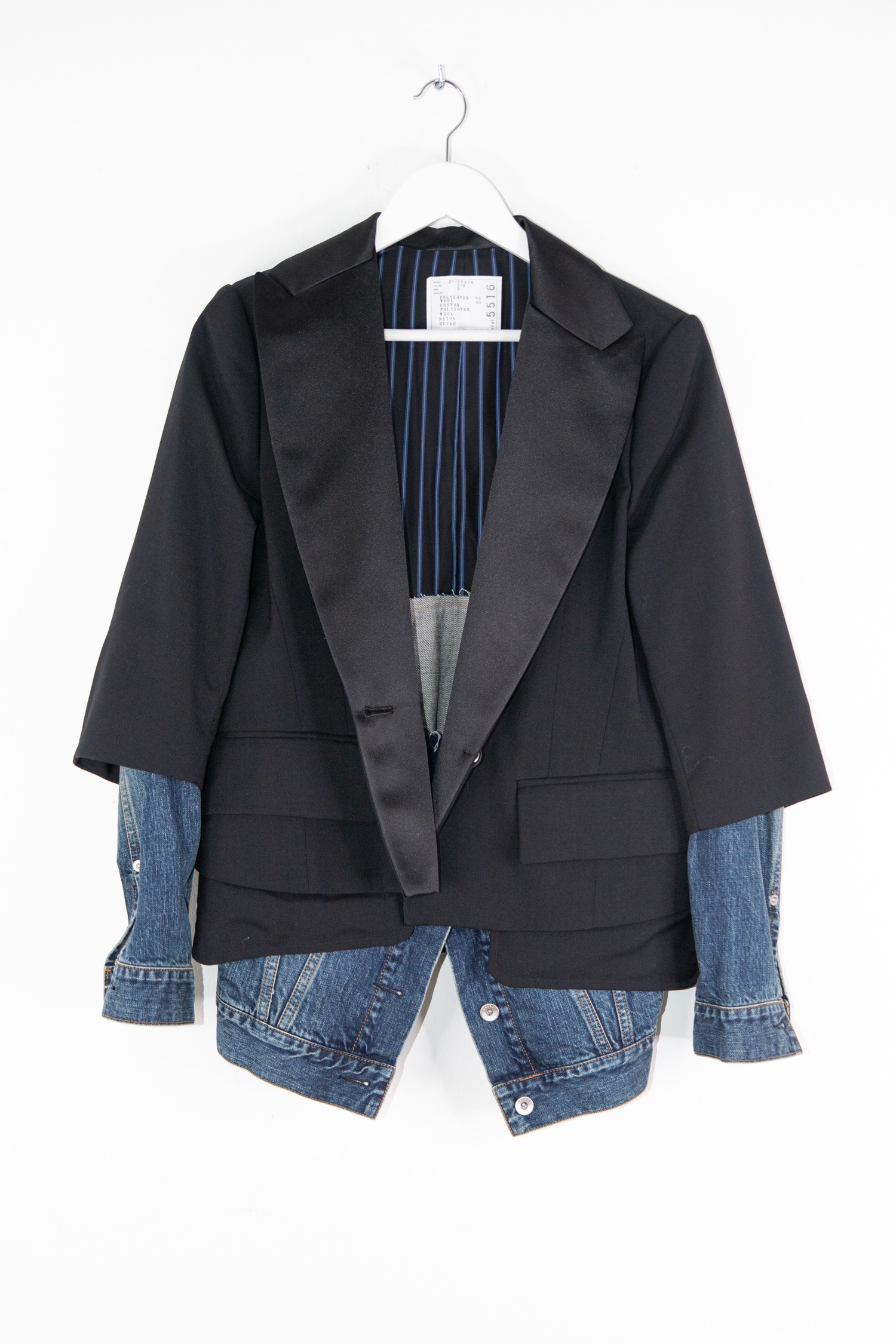 Sacai Smokingjacke mit Denim-Details in Schwarz und Dunkelblau