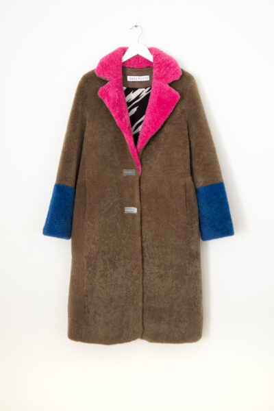 Saks Potts "Febbe" Lammfellmantel in Braun, Pink und Blau